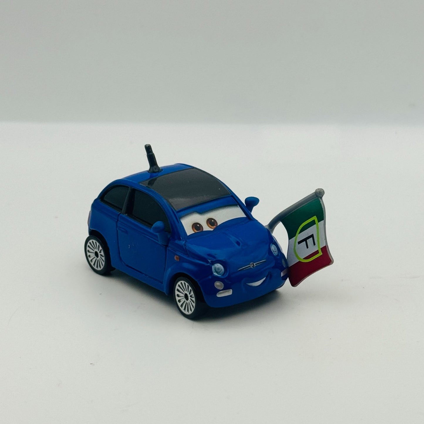 Disney Pixar Cars - WORLD GRAND PRIX ALBERTO JEFF LEWIS *Vietnam* - 1:55 Diecast