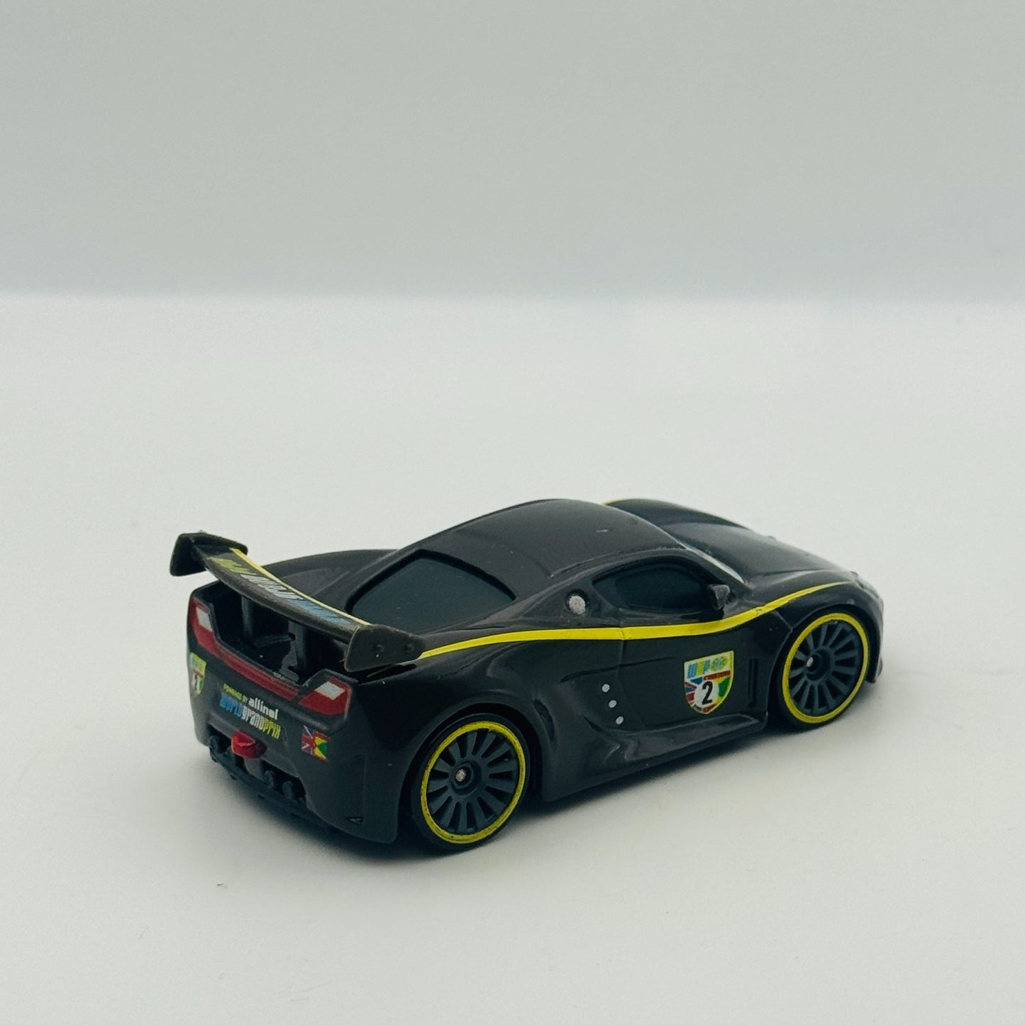 Disney Pixar Cars - WORLD GRAND PRIX ALBERTO JEFF LEWIS *Vietnam* - 1:55 Diecast