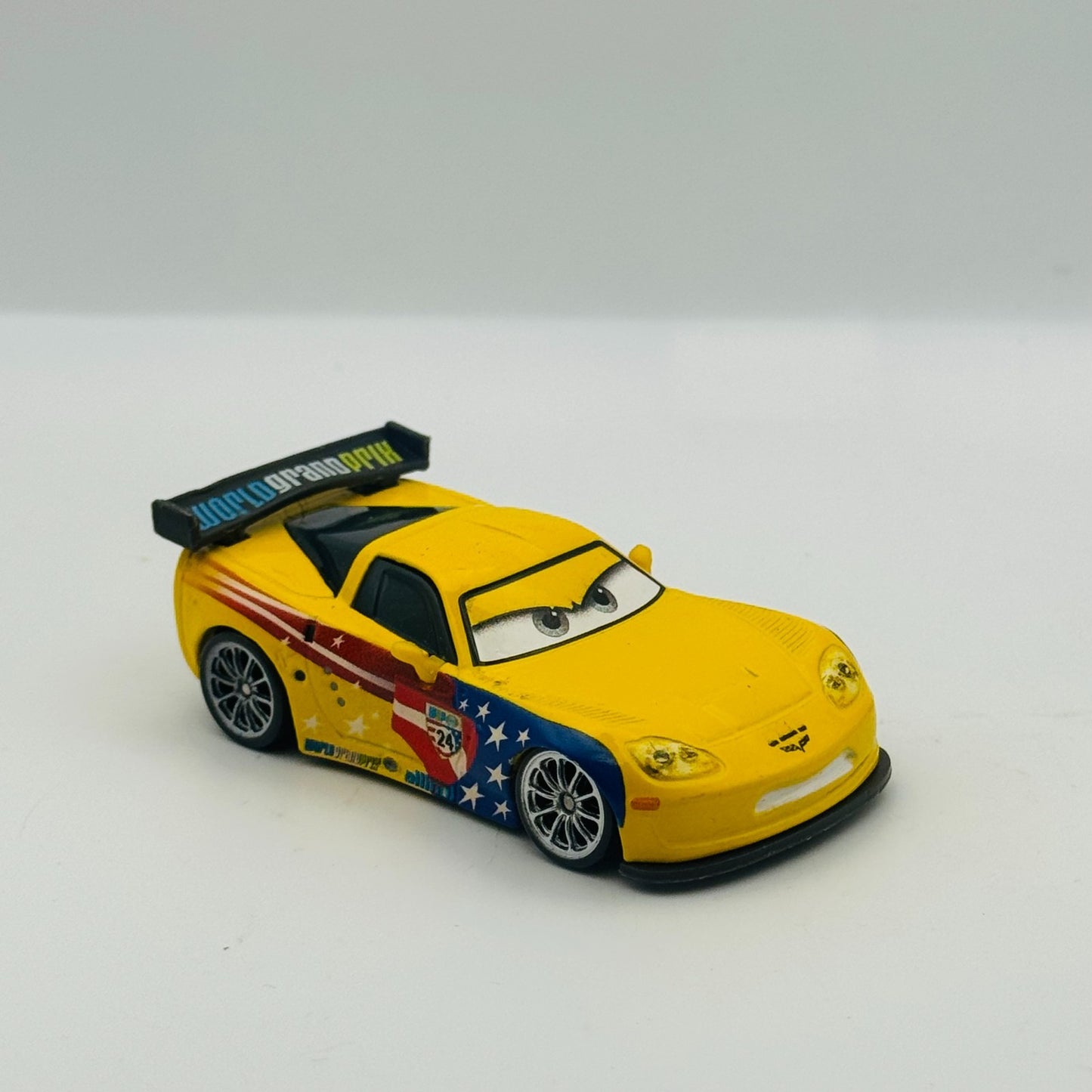 Disney Pixar Cars - WORLD GRAND PRIX ALBERTO JEFF LEWIS *Vietnam* - 1:55 Diecast