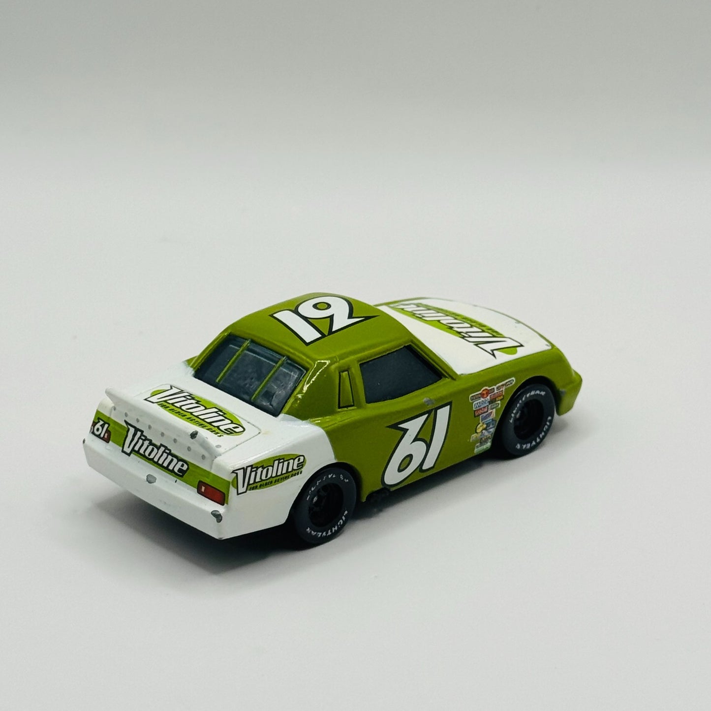 Disney Pixar Cars - VITOLINE JAMES CLEANAIR *Flat Eyes* 2016 - 1:55 Diecast