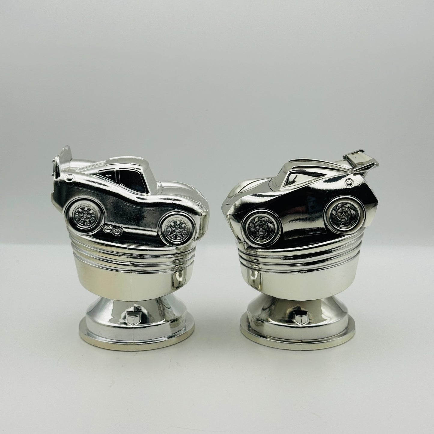 Disney Pixar Cars - CARS 3 CHROME MCQUEEN & JACKSON STORM DISPLAY PROPS PLASTIC