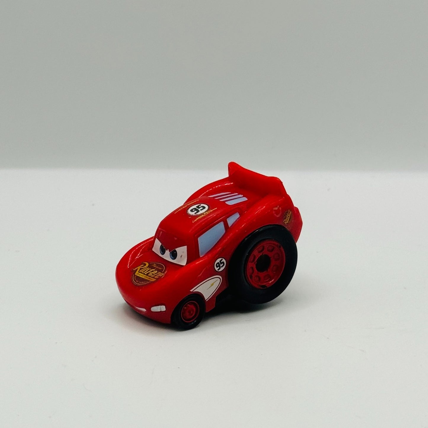 Disney Pixar Cars - MINI RIPLASH RACERS RADIATOR SPRINGS MCQUEEN - 2015