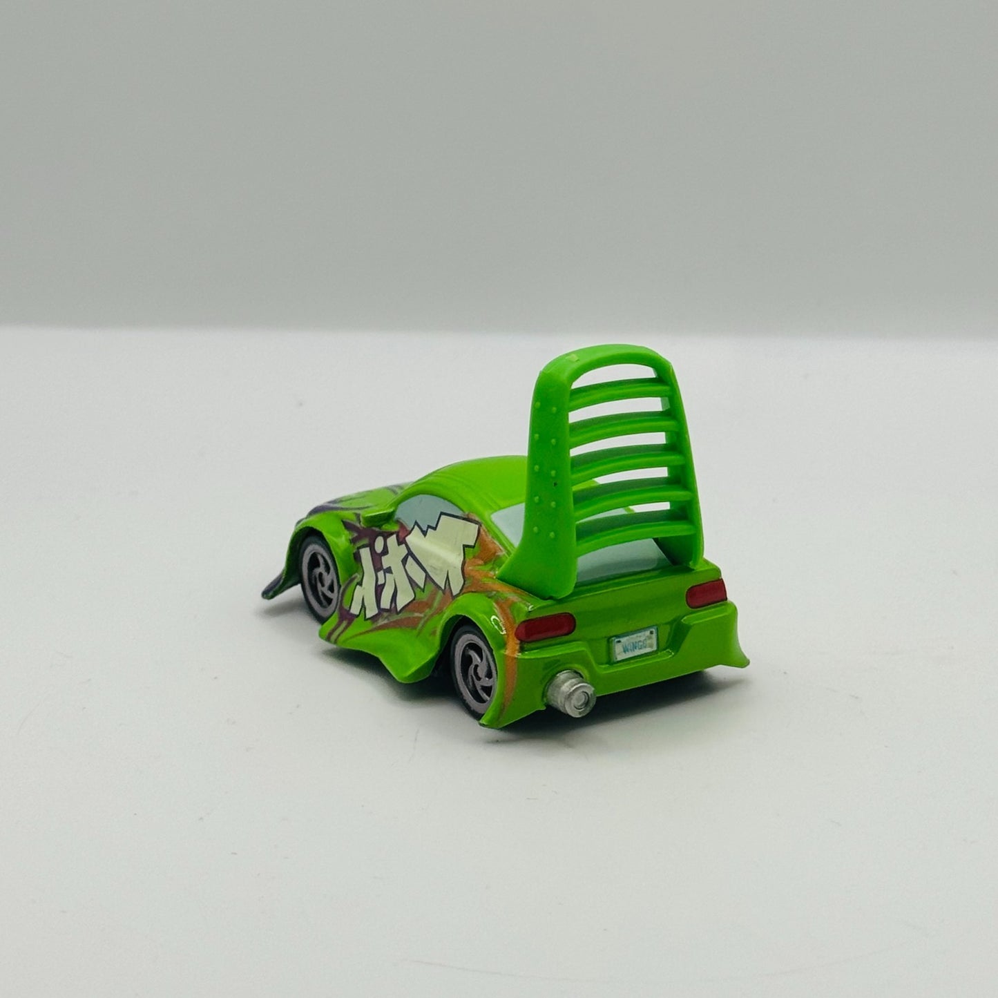 Disney Pixar Cars - WINGO Tuners 2006 - 1:55 Diecast