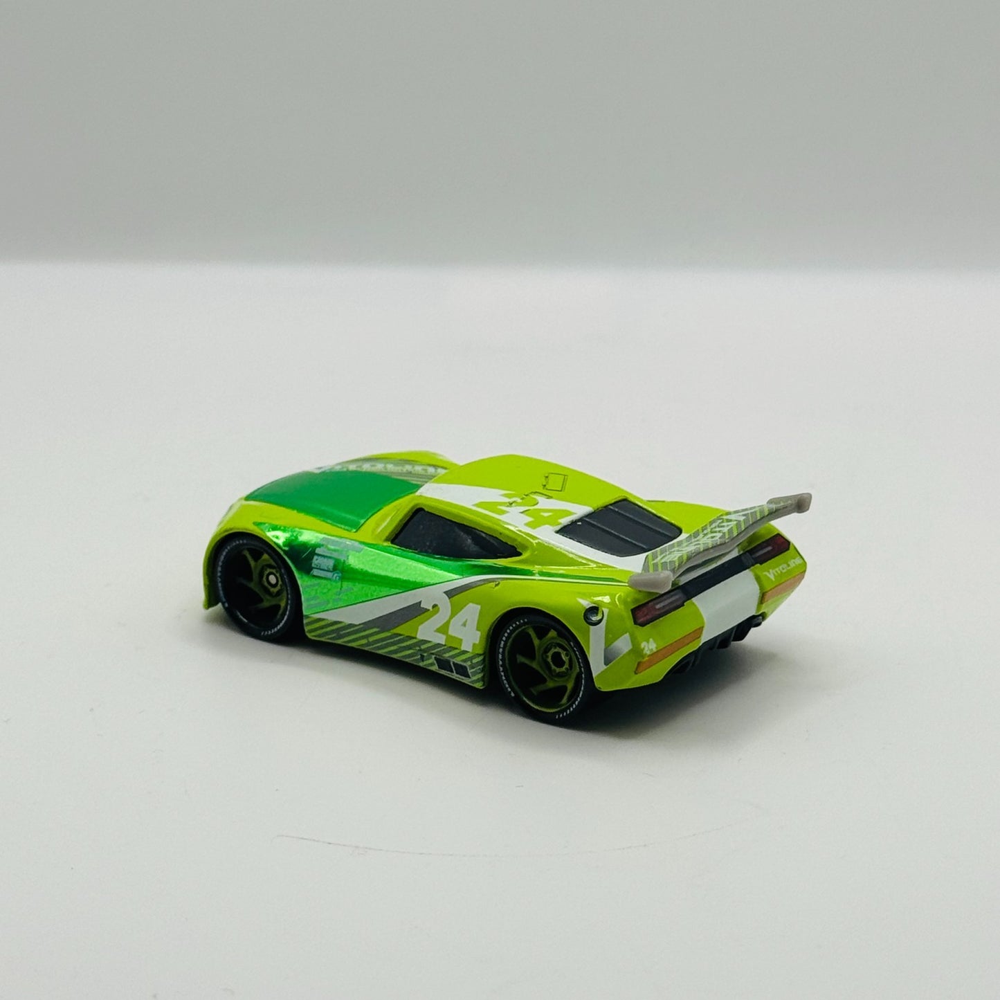 Disney Pixar Cars - CHASE RACELOTT VITOLINE Next Gen *Vietnam* - 1:55 Diecast