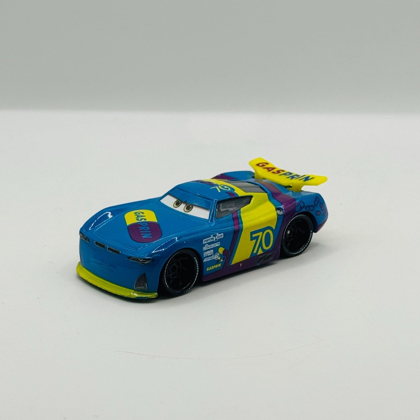 Disney Pixar Cars - RICHIE GUNZIT GASPRIN Next Gen *Vietnam* - 1:55 Diecast