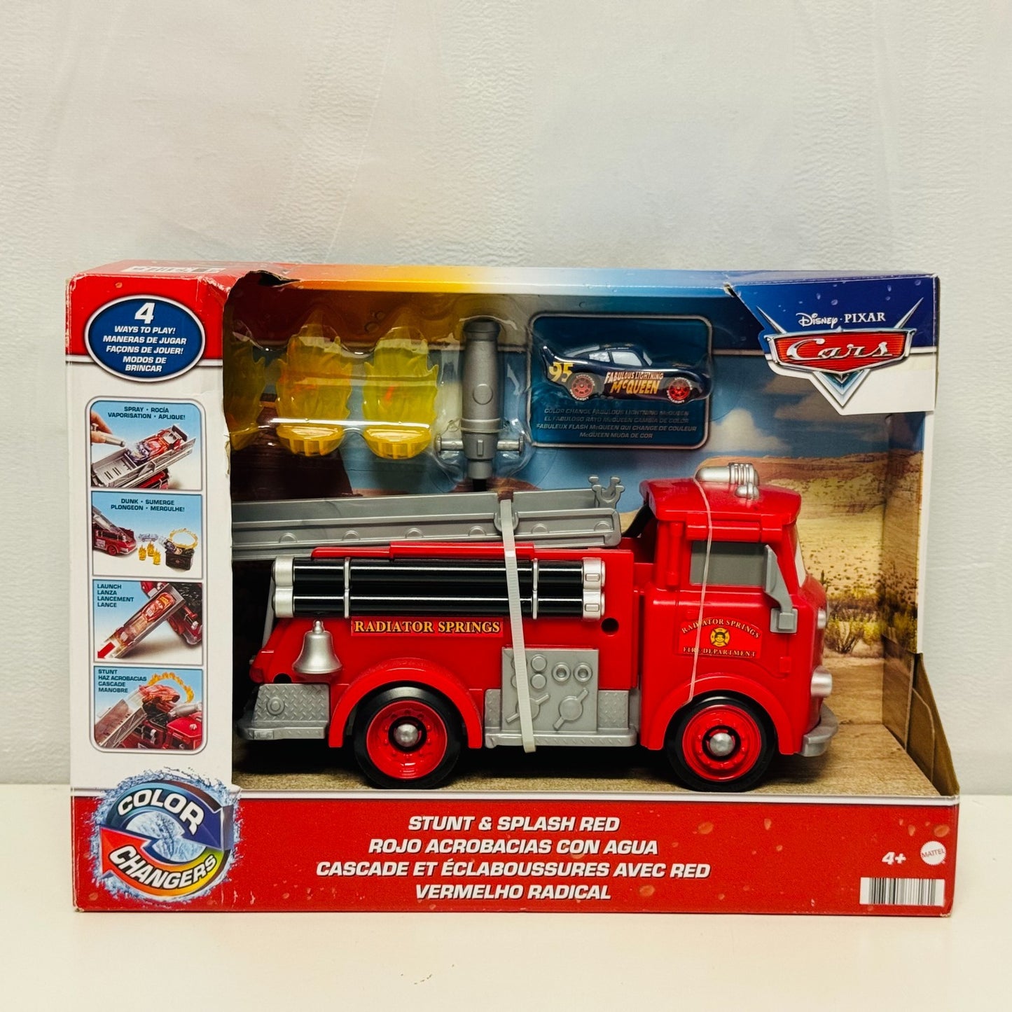 Disney Pixar Cars COLOR CHANGERS FABULOUS MCQUEEN STUNT & SPLASH RED 1:55 Scale