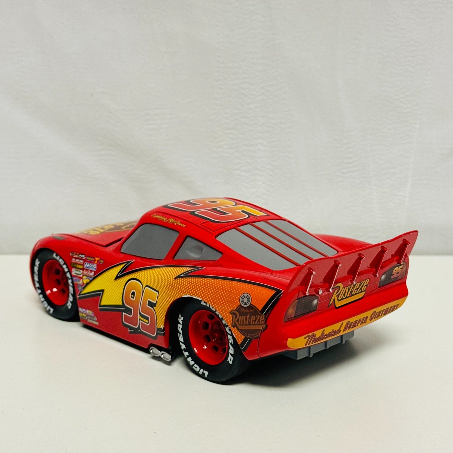 Disney Pixar Cars - JADA CARS 1 LIGHTNING MCQUEEN - 1:24 Diecast