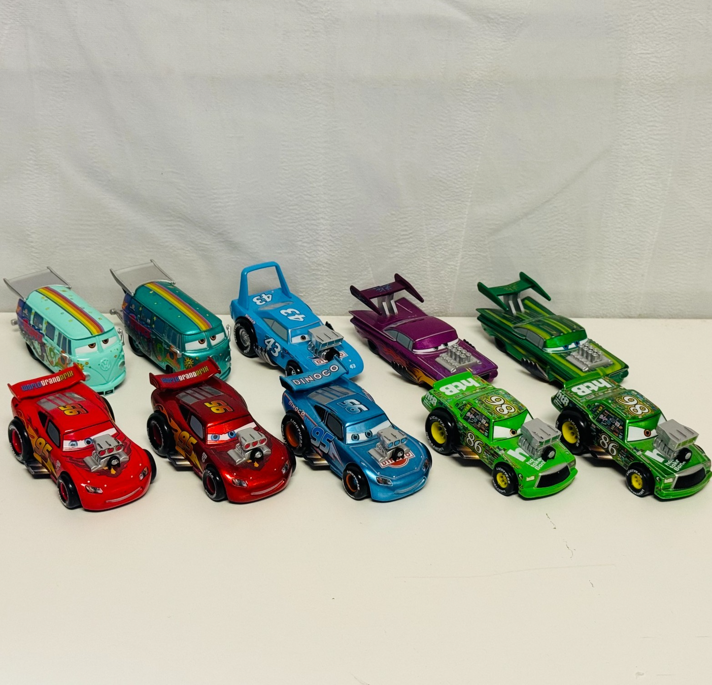 Disney Pixar Cars - COMPLETE DELUXE HOT ROD HOT RODIN' Disney Store 1:43 Diecast
