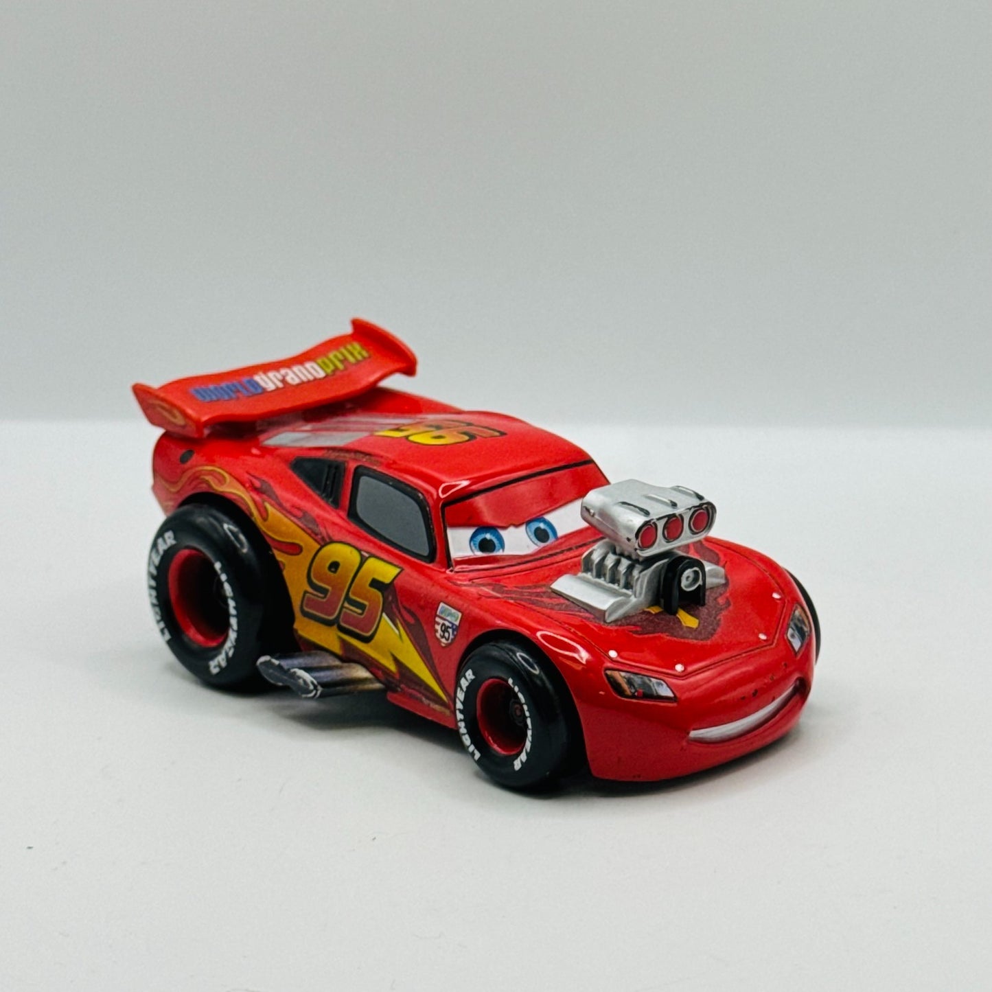 Disney Pixar Cars - COMPLETE DELUXE HOT ROD HOT RODIN' Disney Store 1:43 Diecast