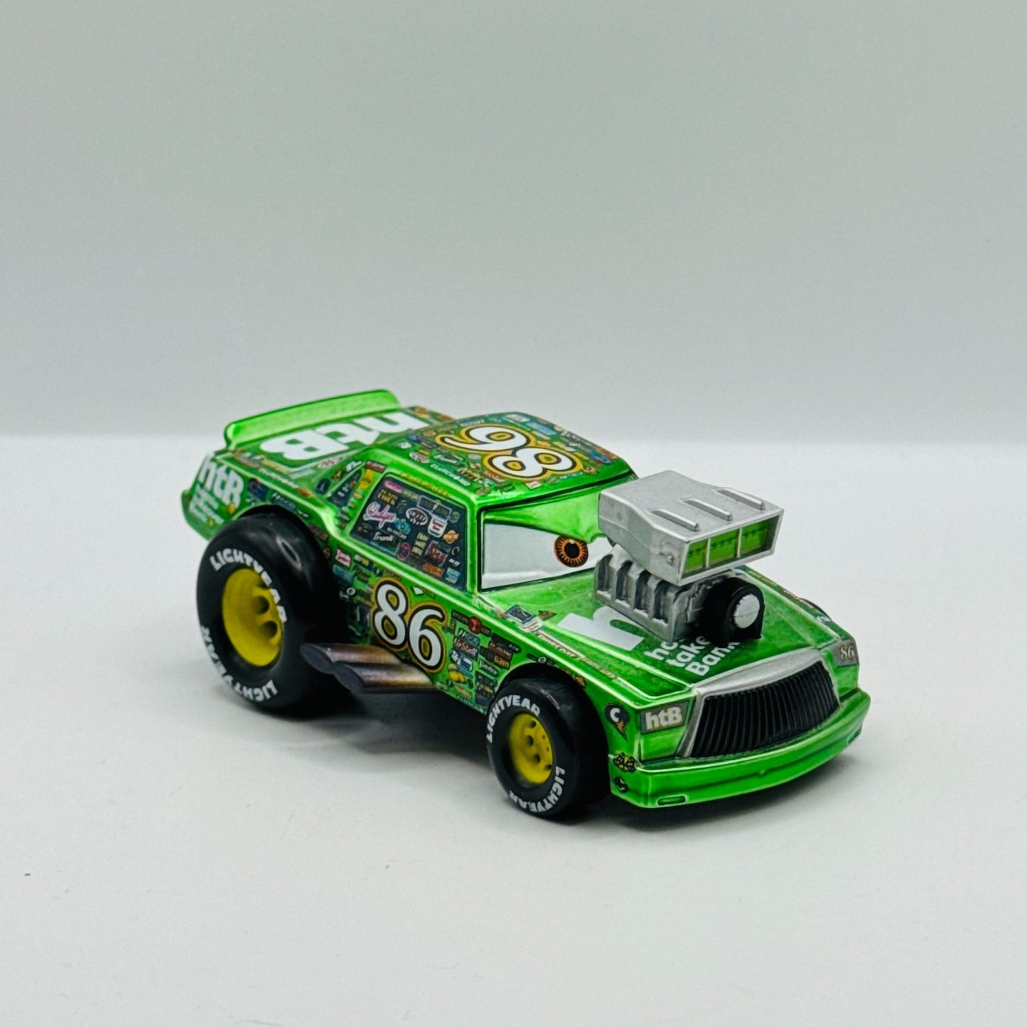 Disney Pixar Cars - COMPLETE DELUXE HOT ROD HOT RODIN' Disney Store 1:43 Diecast