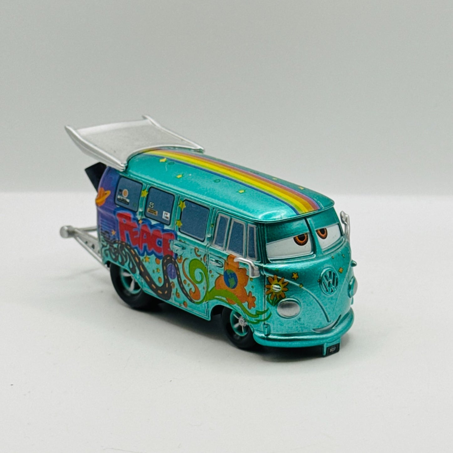 Disney Pixar Cars - COMPLETE DELUXE HOT ROD HOT RODIN' Disney Store 1:43 Diecast