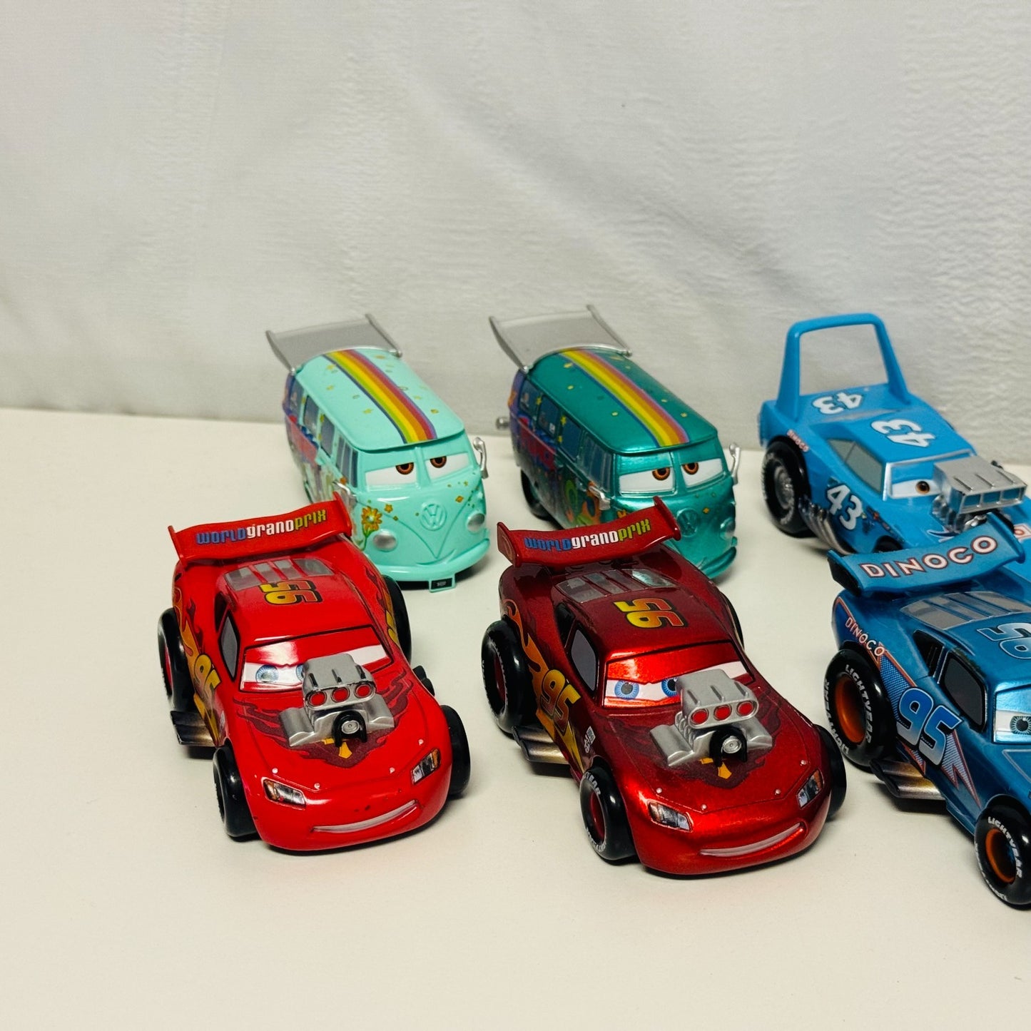 Disney Pixar Cars - COMPLETE DELUXE HOT ROD HOT RODIN' Disney Store 1:43 Diecast