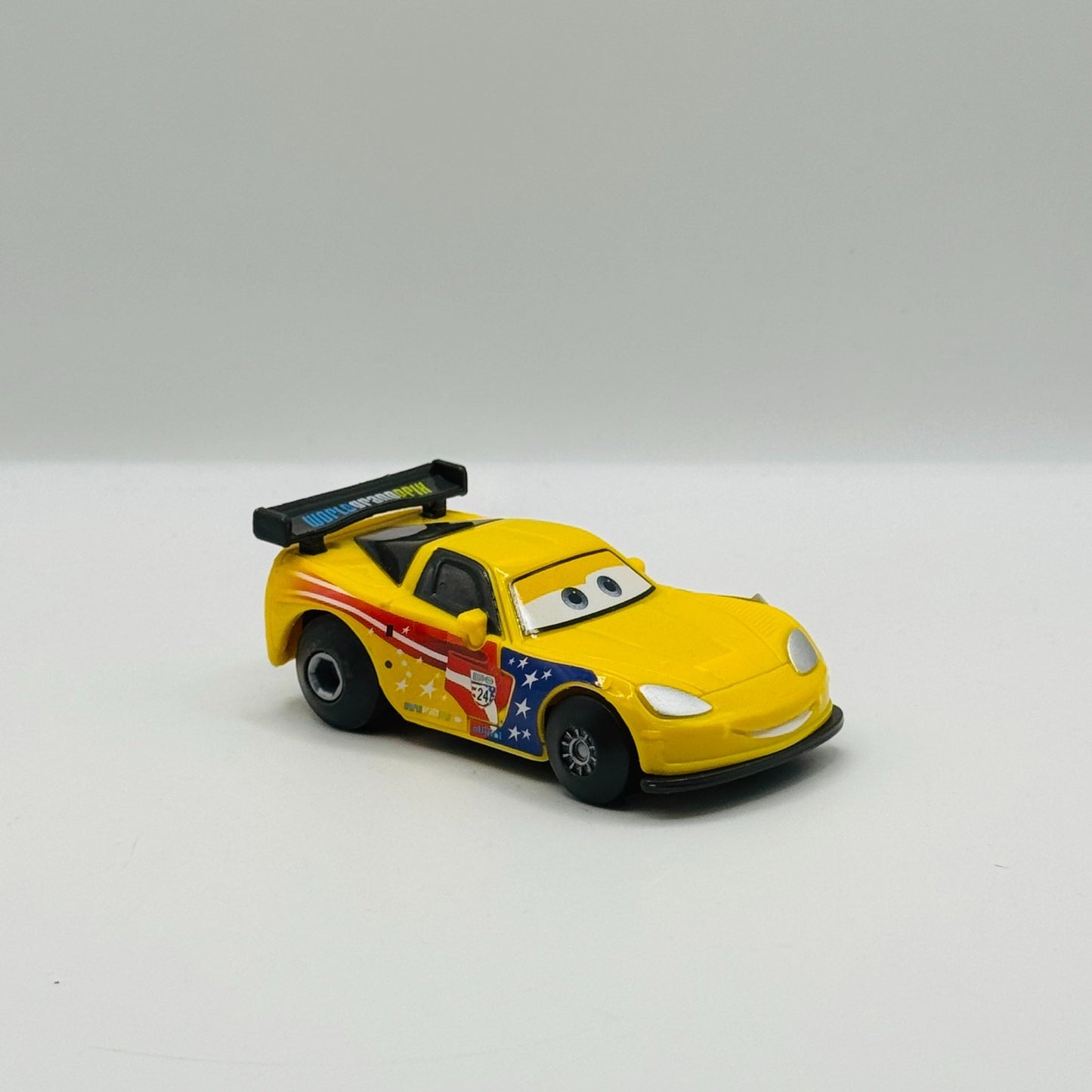 Disney Pixar Cars - STUNT RACERS JEFF GORVETTE WGP 2013 - 1:55 Scale