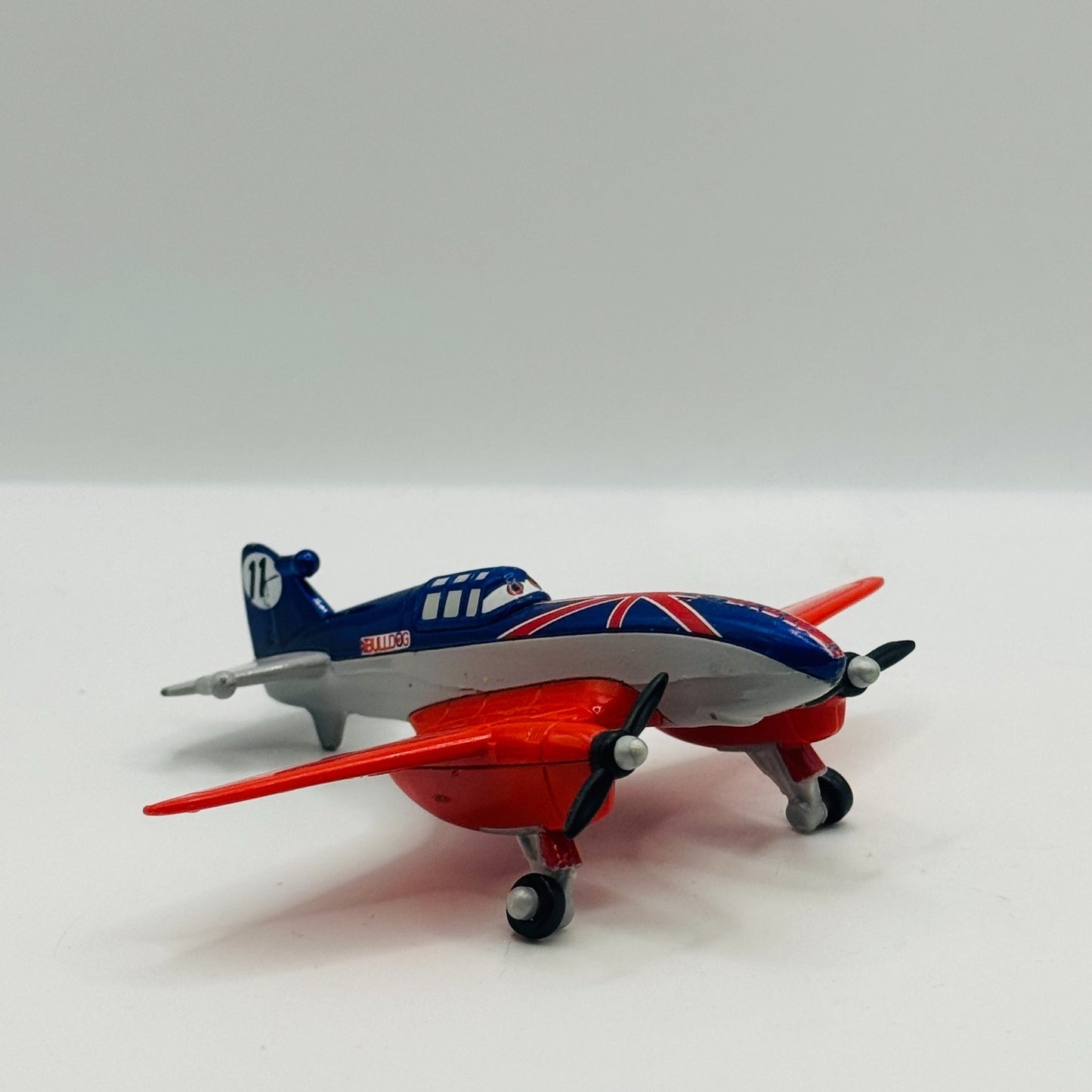Disney Planes & Pixar Cars - BULLDOG (METALLIC VARIANT) 2013 - 1:55 Diecast