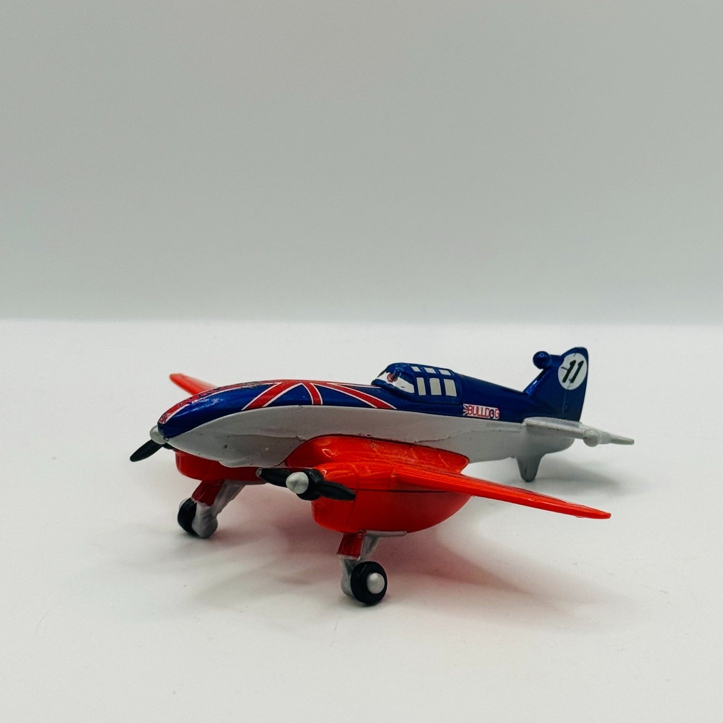 Disney Planes & Pixar Cars - BULLDOG (METALLIC VARIANT) 2013 - 1:55 Diecast