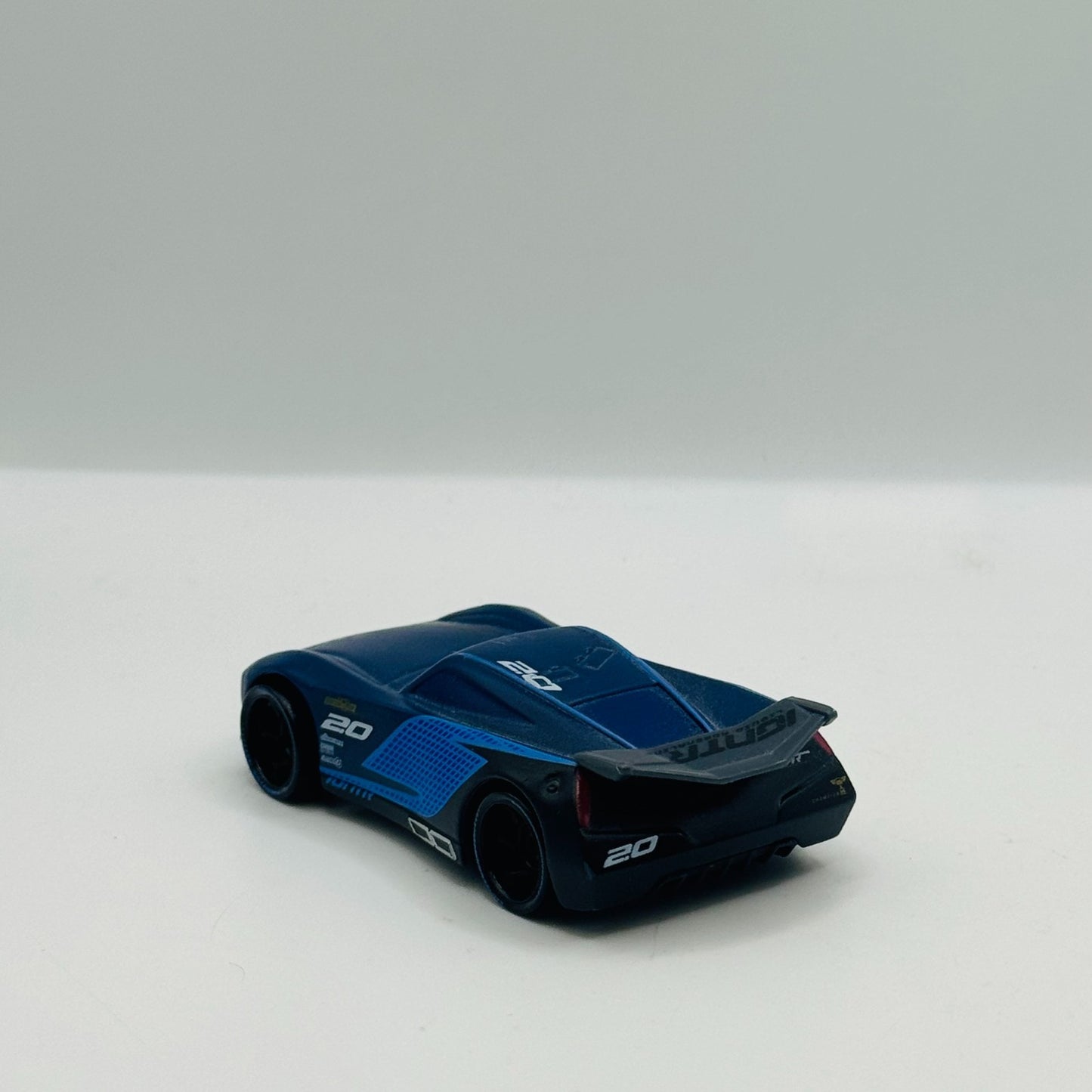Disney Pixar Cars - COLOR CHANGERS JACKSON STORM *CHINA* 2017 *RARE*- 1:55 Scale