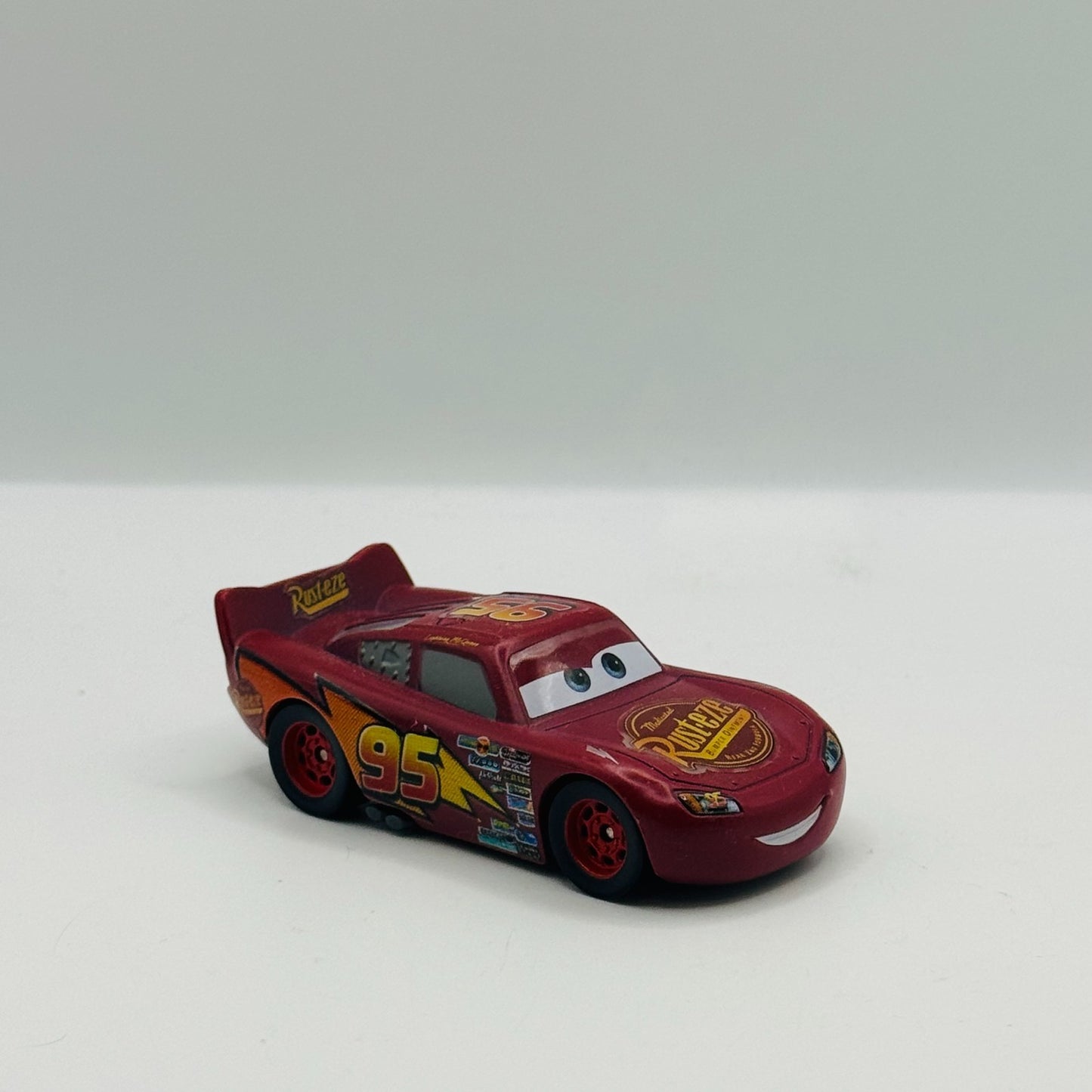 Disney Pixar Cars - COLOR CHANGERS CARS 1 LIGHTNING MCQUEEN Blue/ Red 1:55 Scale