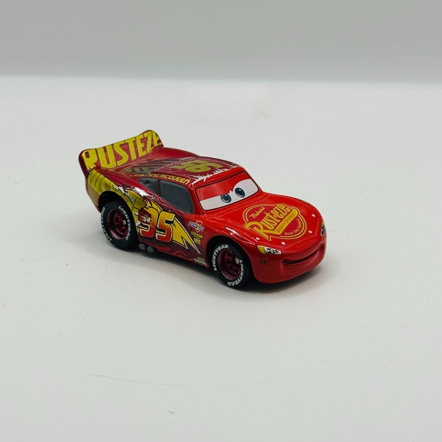 Disney Pixar Cars Tomica MCQUEEN DAY COLLECTION 2019 SHREDDED WRAP 1:64 Diecast