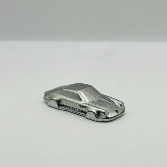 Hot Wheels - PORSCHE 911 CARRERA CLIP FOR KEYCHAIN - 1:64 Diecast
