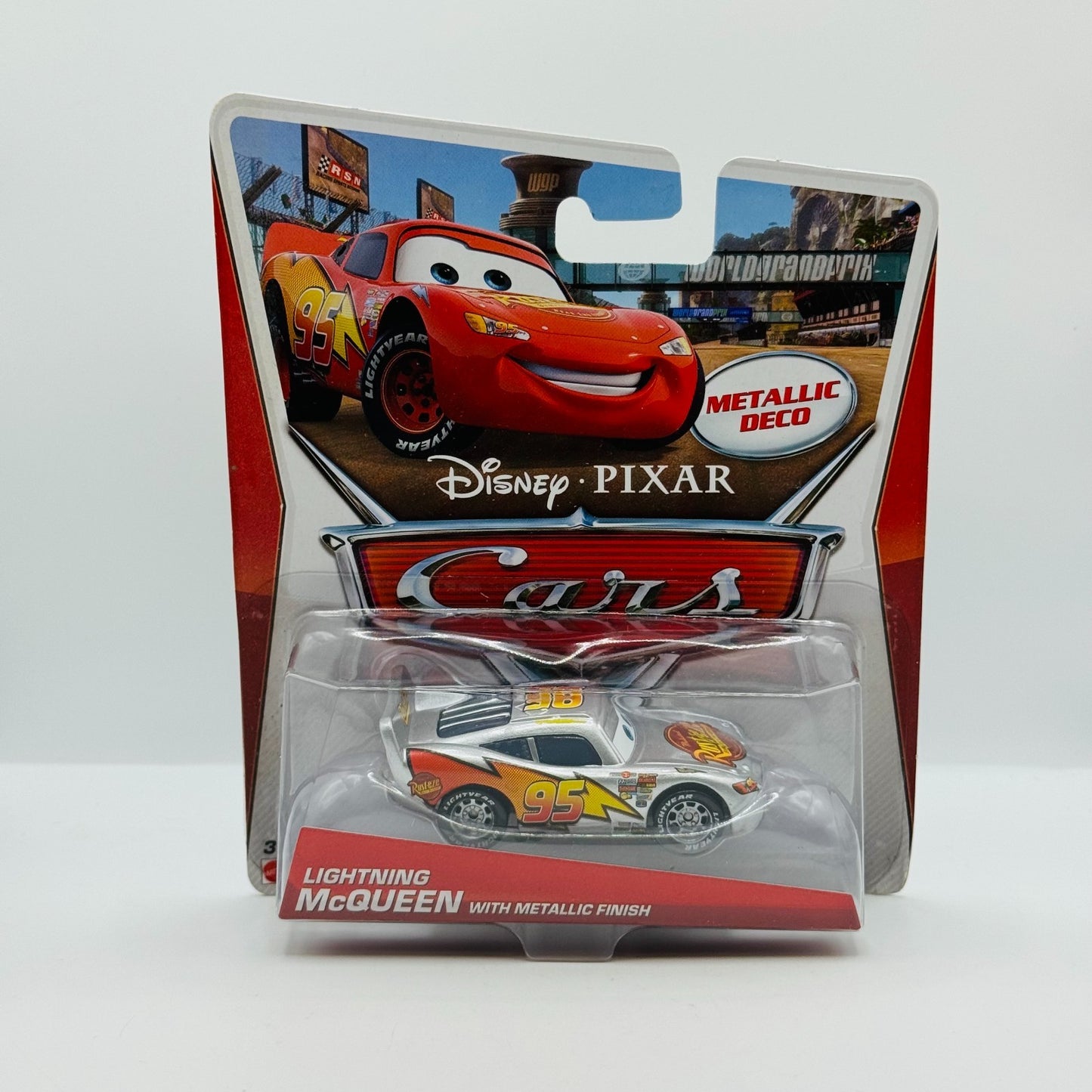 Disney Pixar Cars - SILVER LIGHTNING MCQUEEN WITH METALLIC FINISH - 1:55 Diecast