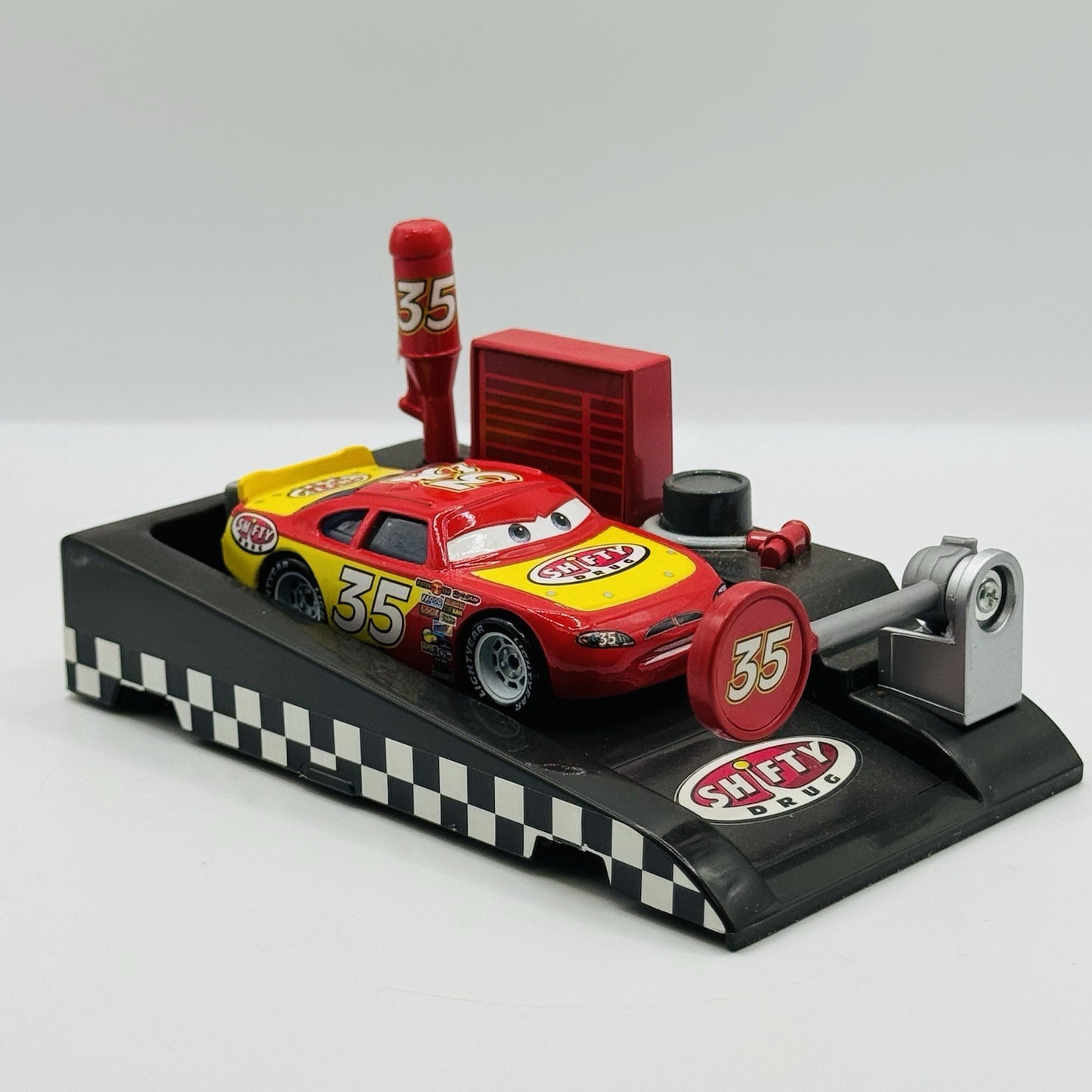 Disney Pixar Cars PIT RACE-OFF LAUNCHER SHIFTY DRUG KEVIN RACINGTIRE 1:55Diecast