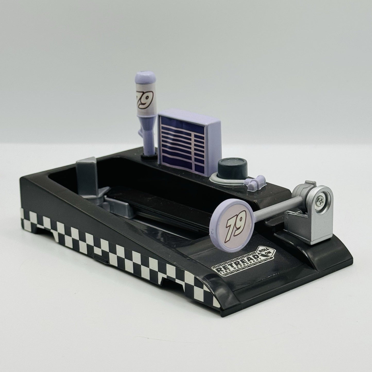 Disney Pixar Cars - PIT RACE-OFF LAUNCHER RETREAD HAUL INNGAS - 1:55 Diecast