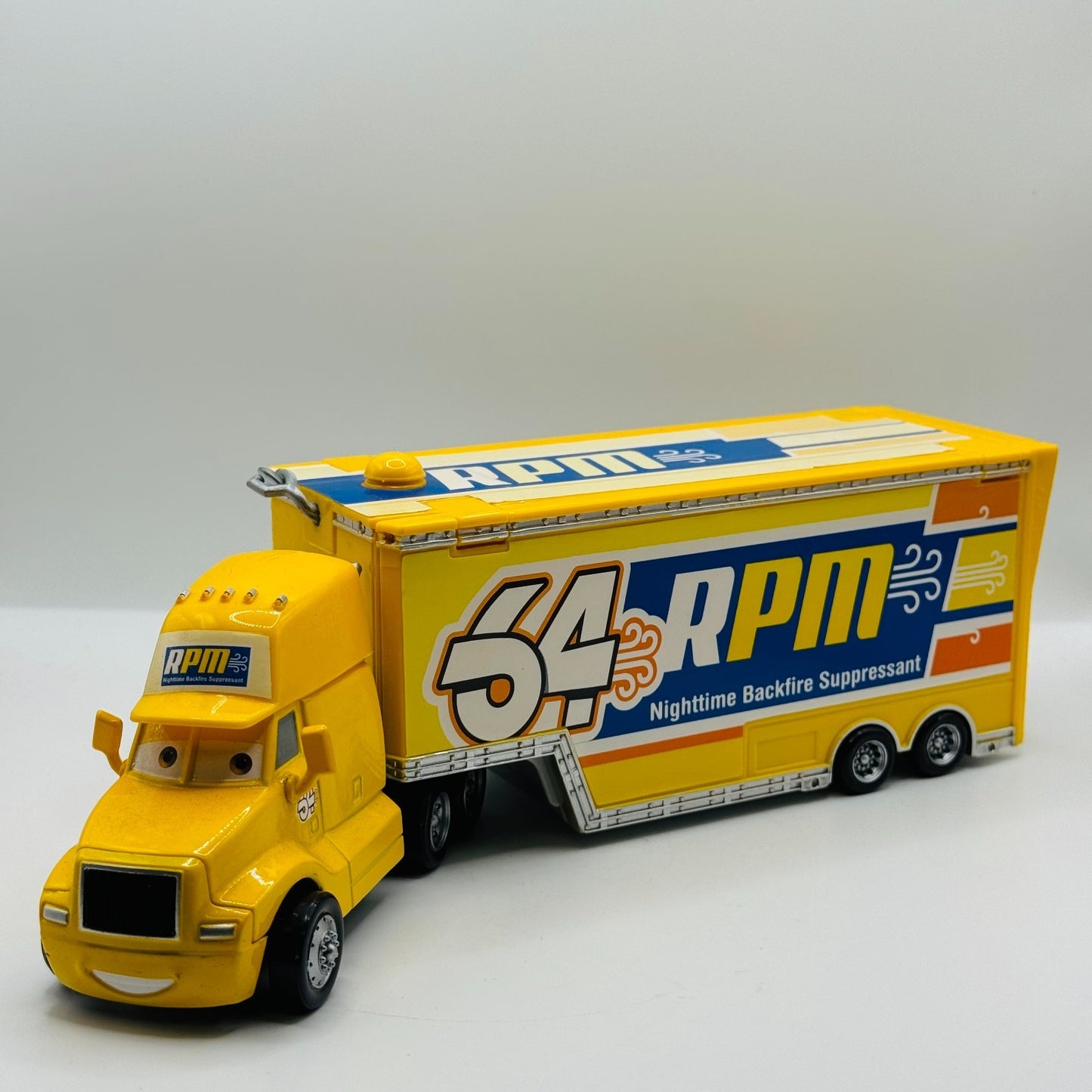 Disney Pixar Cars - RPM HAULER 2009 *Slight Discoloration* - 1:55 Diecast