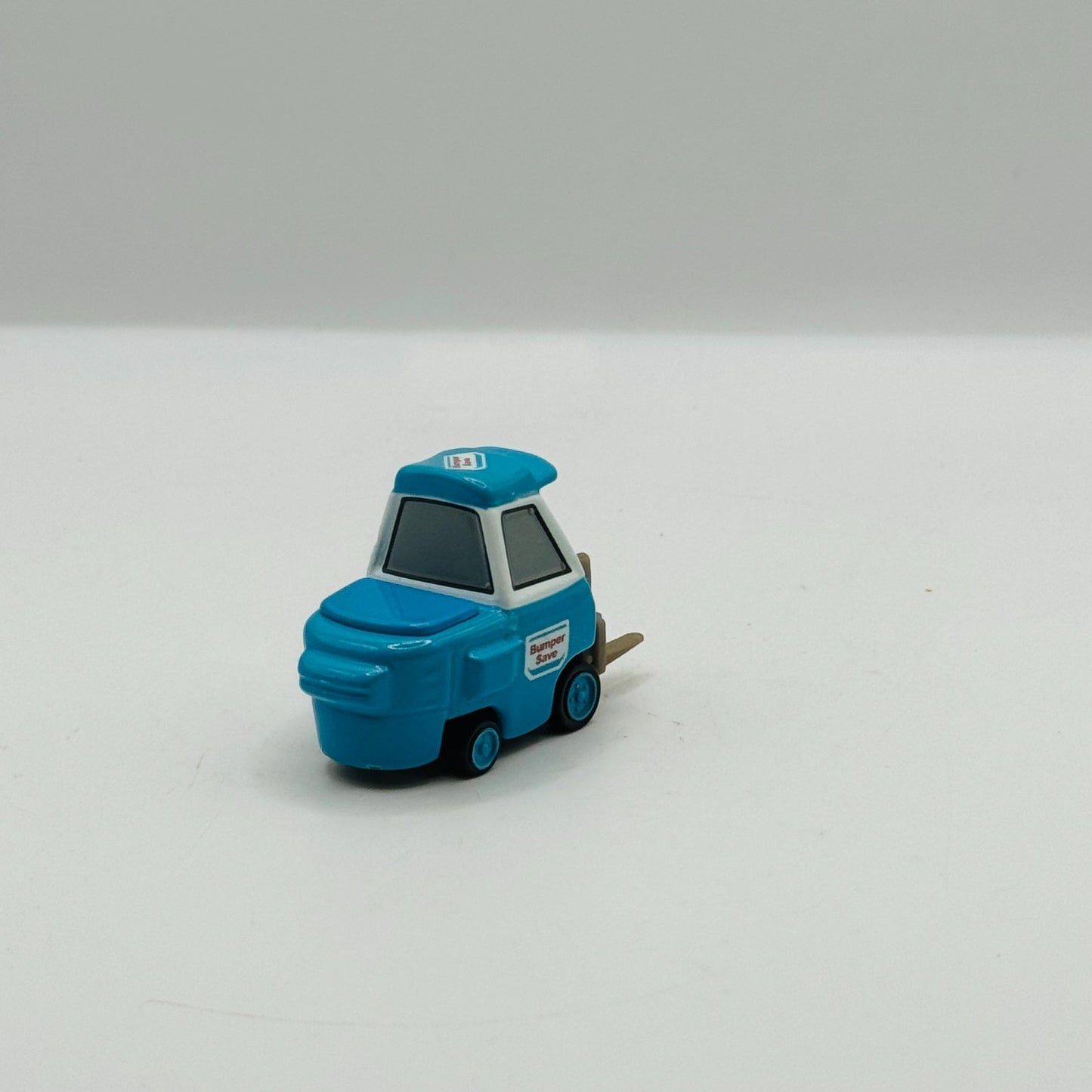 Disney Pixar Cars - BUMPER SAVE WIDE PITTY *HAULER EXCLUSIVE* 2010- 1:55 Diecast
