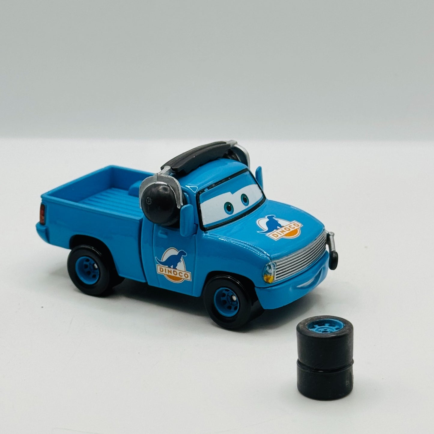 Disney Pixar Cars - TEAM DINOCO CREW CHIEF ROGER & PITTYS *Bubbling*1:55 Diecast