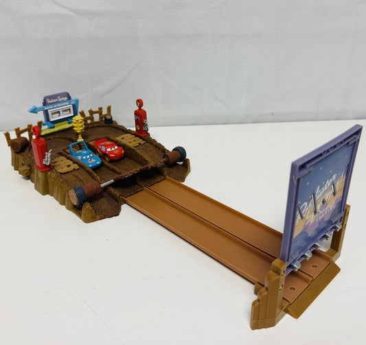 Disney Pixar Cars - Mini Adventures DRIVE-IN DRAGSTRIP THEATRE SCREEN 2008