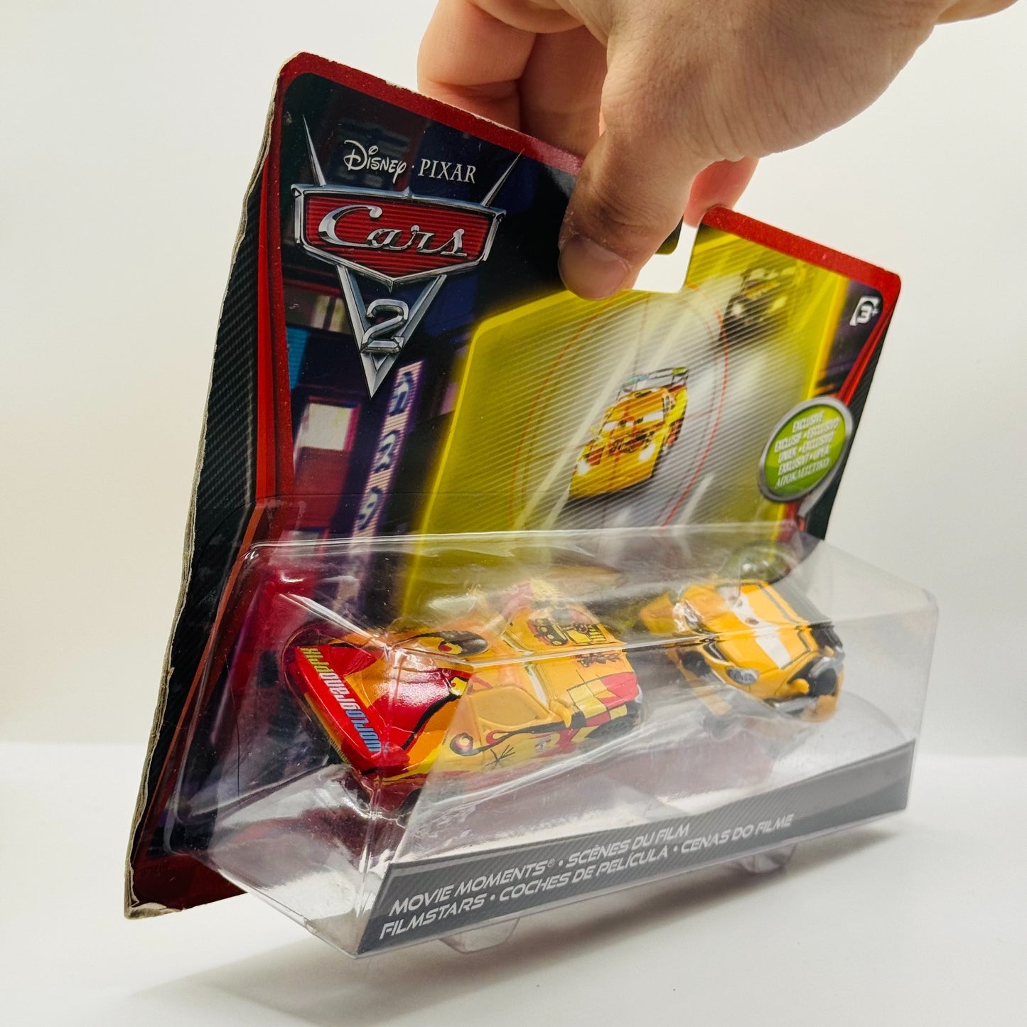 Disney Pixar Cars - MIGUEL CAMINO & PETRO CARTILINA CREW CHIEF - 1:55 Diecast