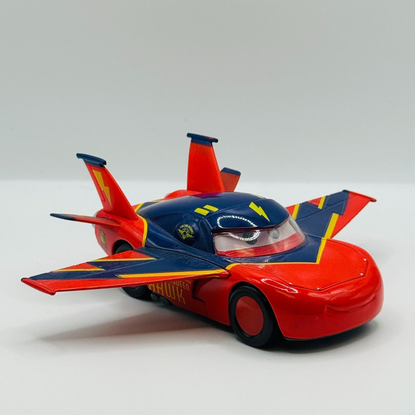 Disney Pixar Cars FALCON HAWK MATER MCQUEEN AIR MATER Disney Store 1:43 Diecast