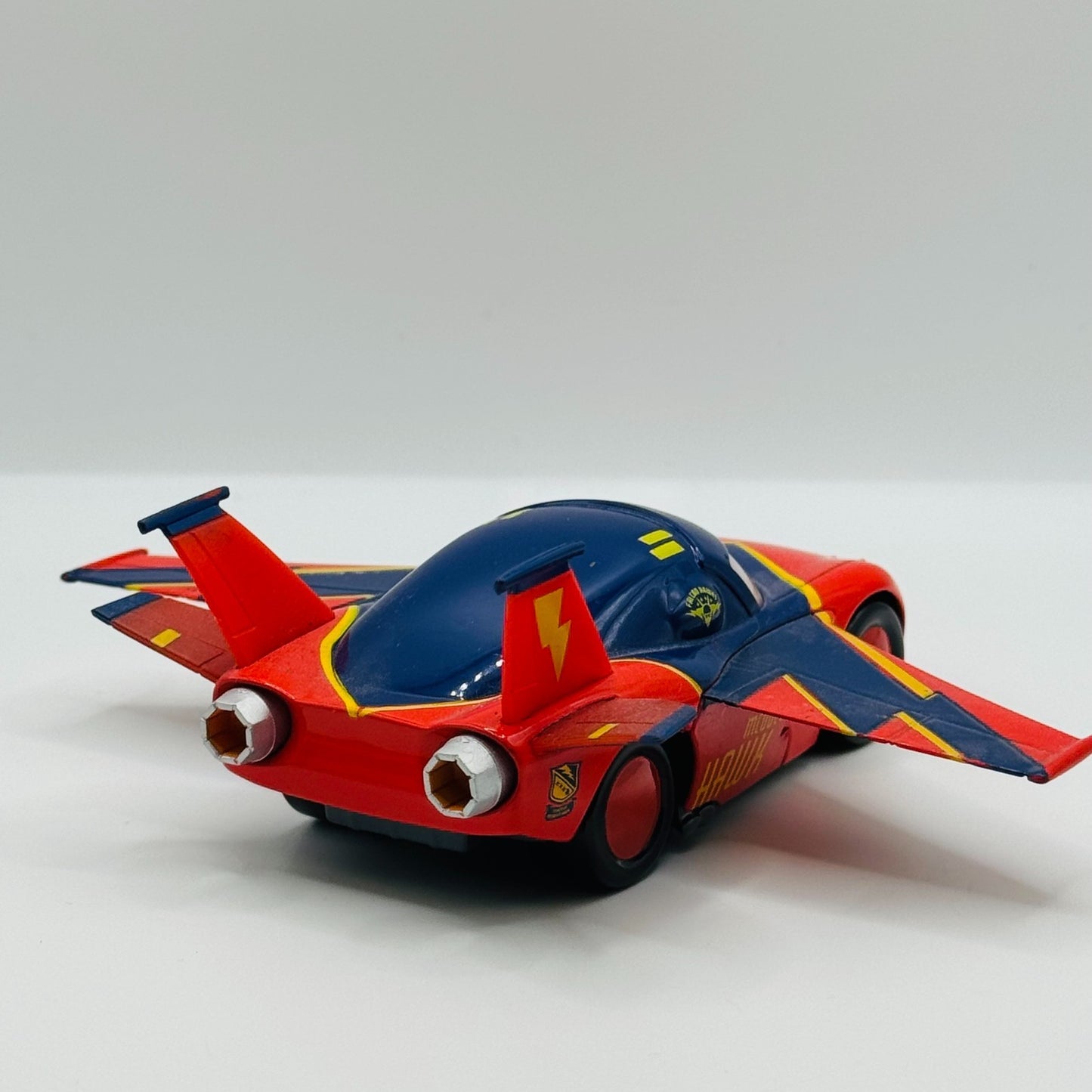 Disney Pixar Cars FALCON HAWK MATER MCQUEEN AIR MATER Disney Store 1:43 Diecast