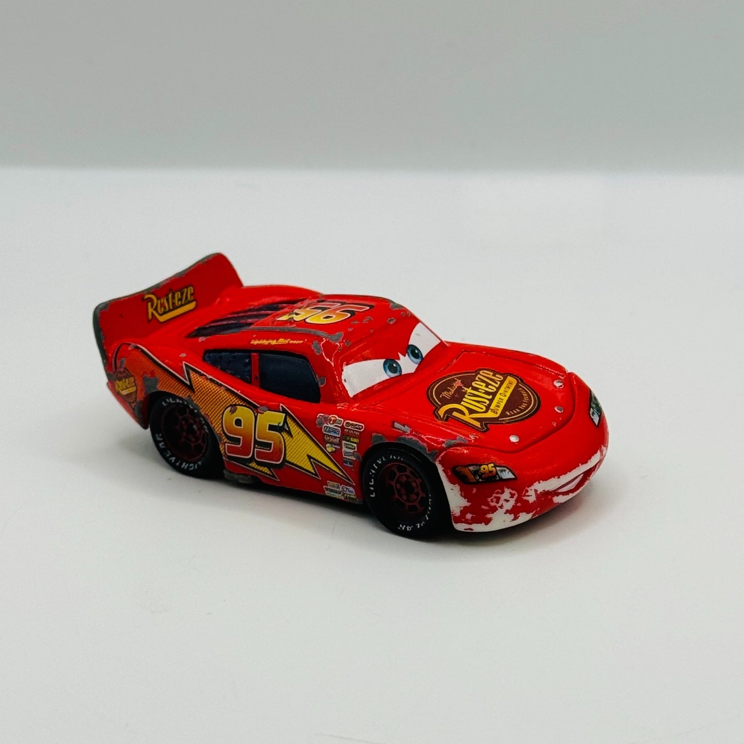 Disney Pixar Cars - DETERMINED LIGHTNING MCQUEEN Angry 2009 - 1:55 Diecast