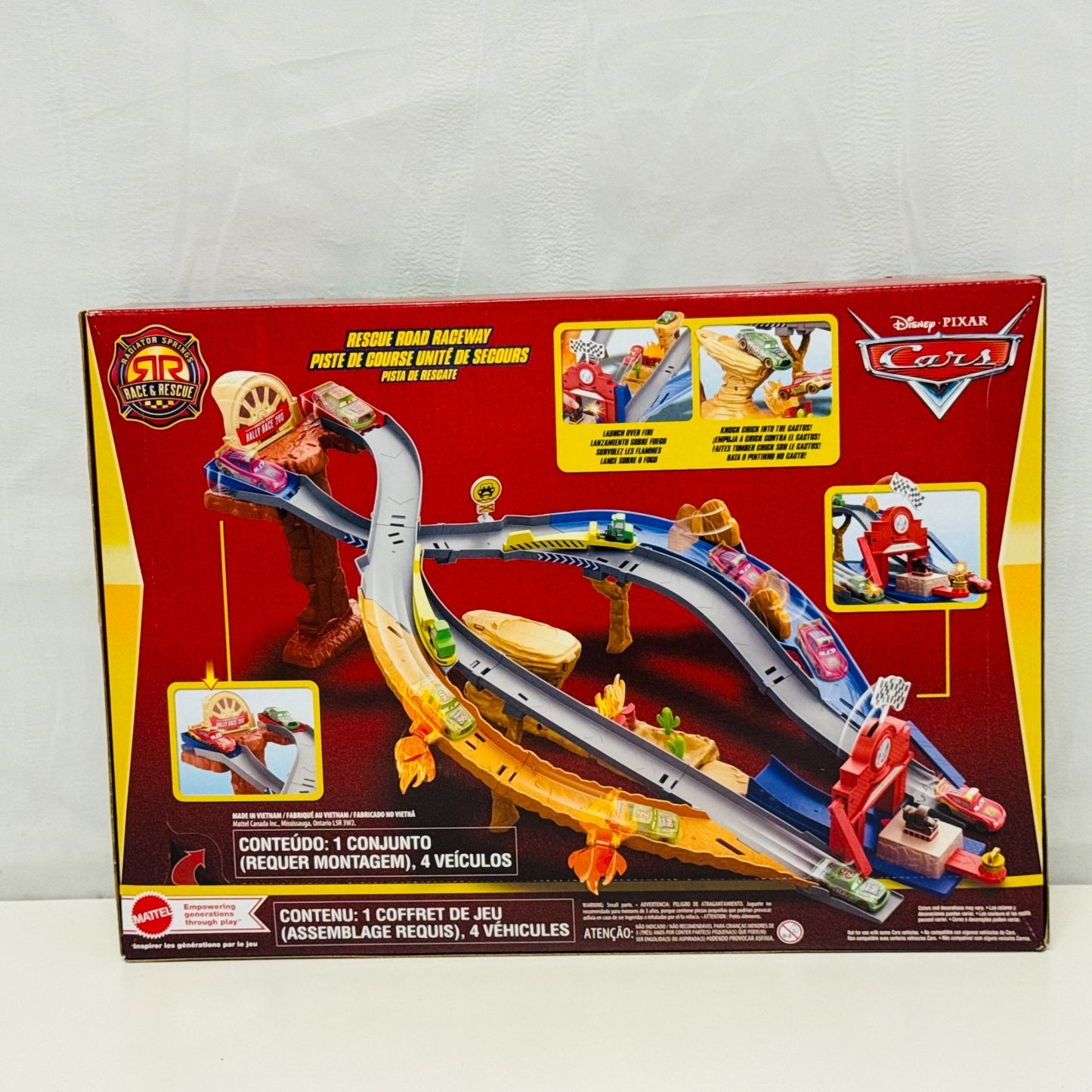Disney Pixar Cars - RACE & RESCUE ROAD RACEWAY *NO MCQUEEN* PLAYSET 1:55 Diecast