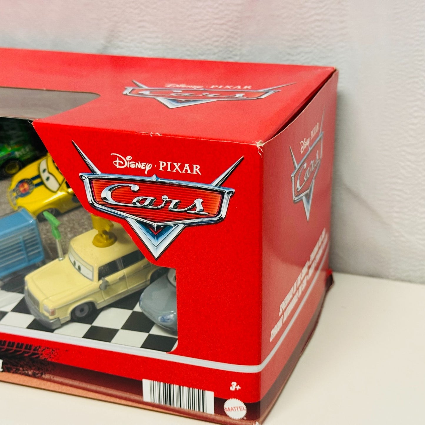 Disney Pixar Cars - SPEEDWAY OF THE SOUTH 11-PK DIRKSON TRUNK FRESH 1:55 Diecast