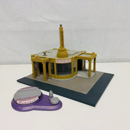 Disney Pixar Cars RADIATOR SPRINGS RAMONE'S HOUSE OF BODY ART SHOP 1:55 Diecast