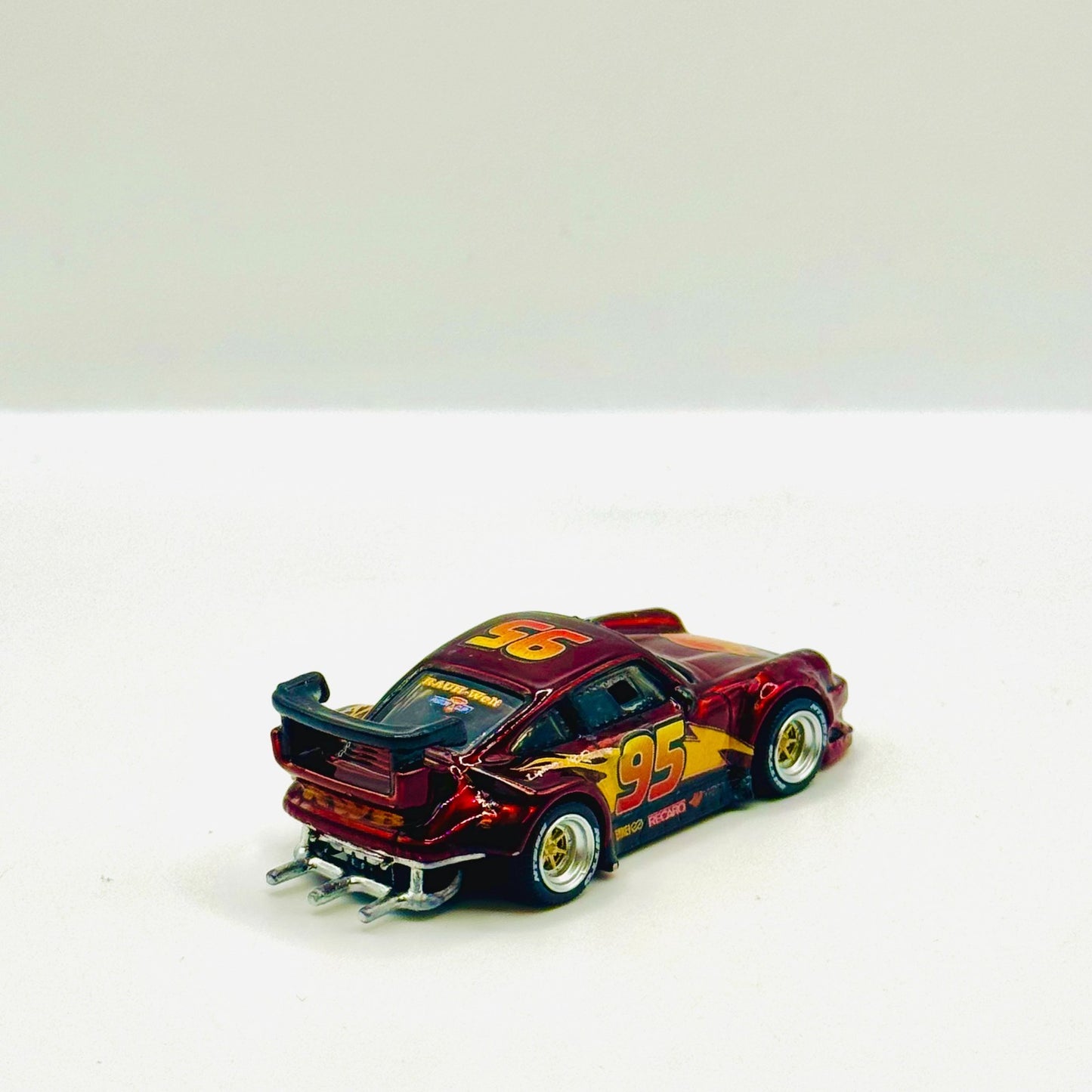 Hot Wheels Premium MCQUEEN RWB PORSCHE 930 DISNEY PIXAR CARS Custom 1:64 Diecast