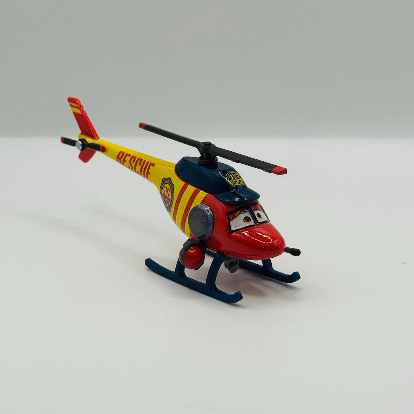 Disney Pixar Cars - RACE & RESCUE KATHY COPTER - 1:55 Diecast