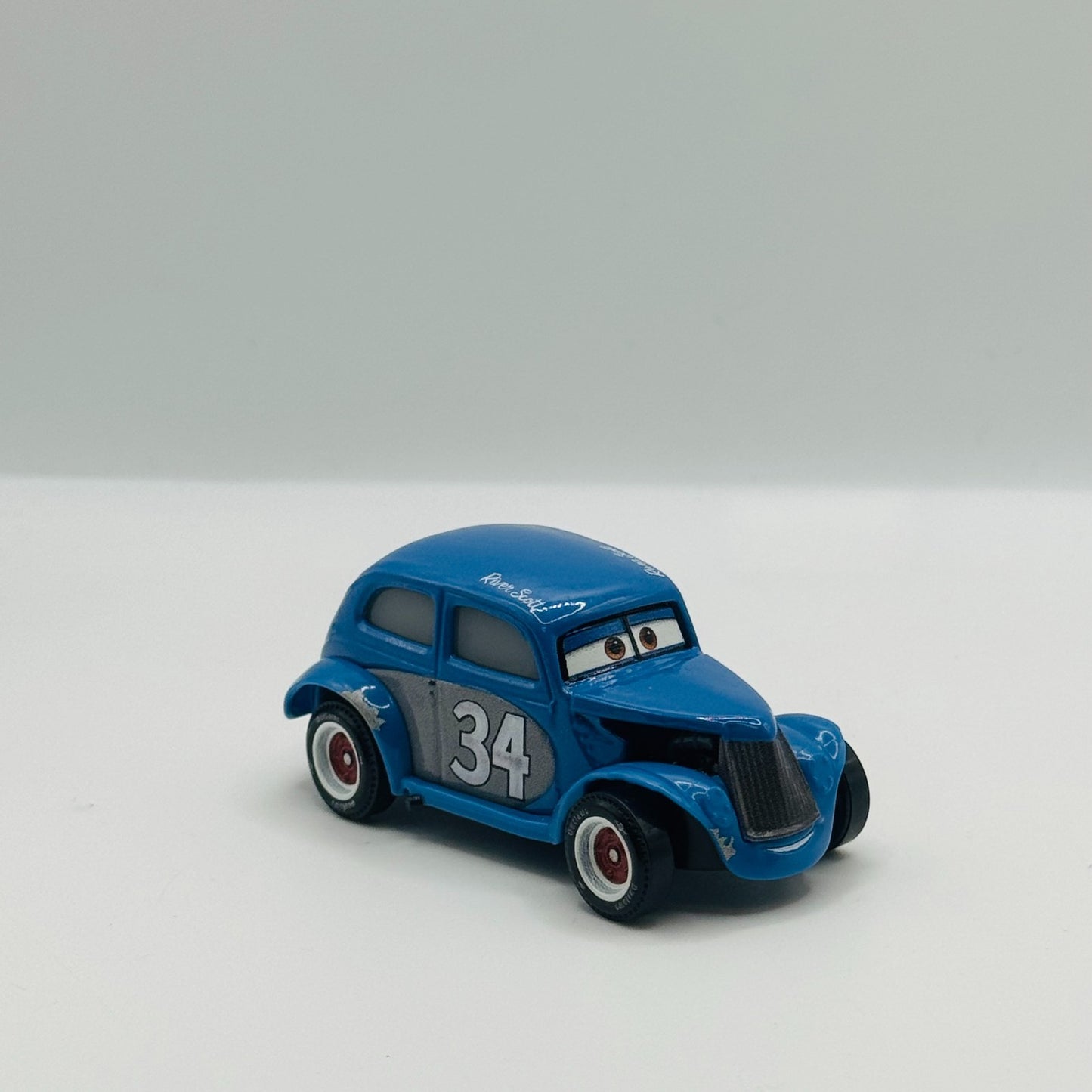 Disney Pixar Cars - HEYDAY RIVER SCOTT Doc's Racing Days 2018 - 1:55 Diecast