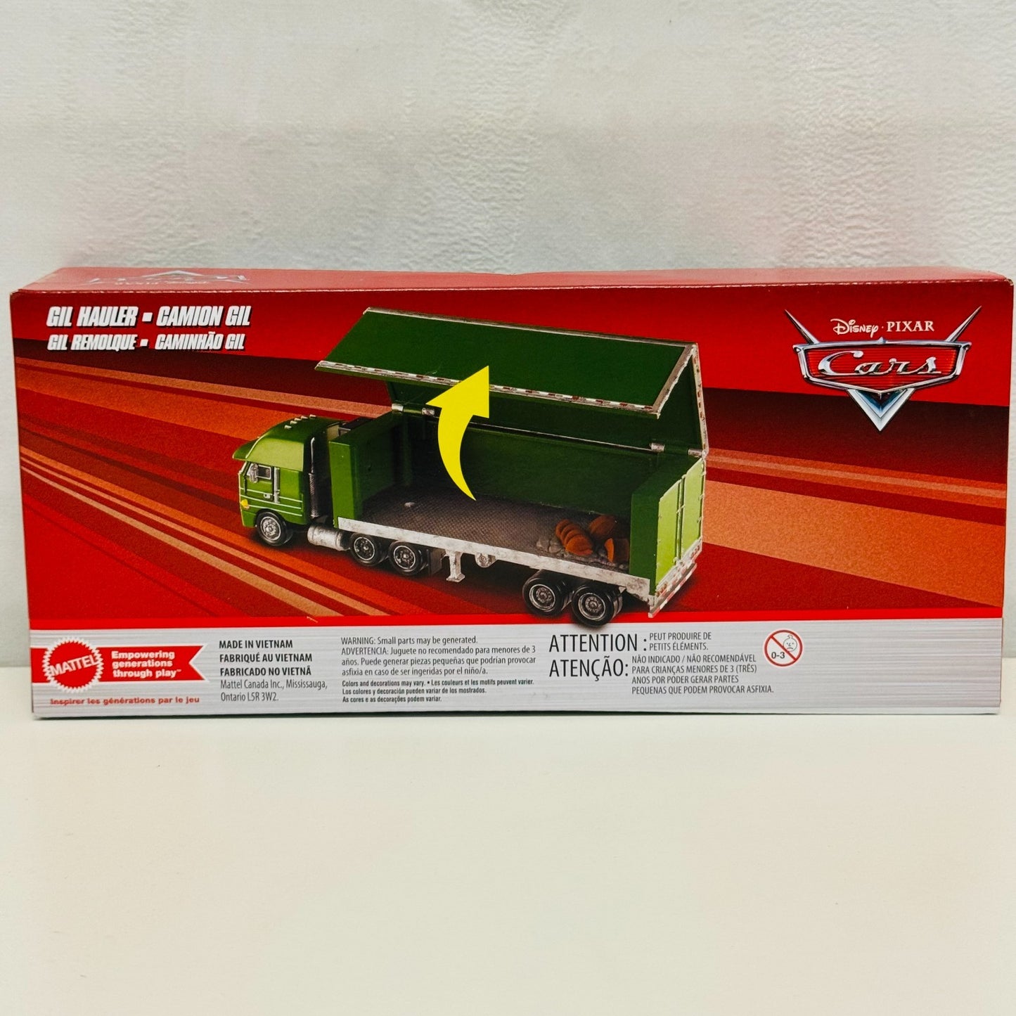 Disney Pixar Cars - GIL HAULER COLLECTION Truck & Trailer - 1:55 Diecast