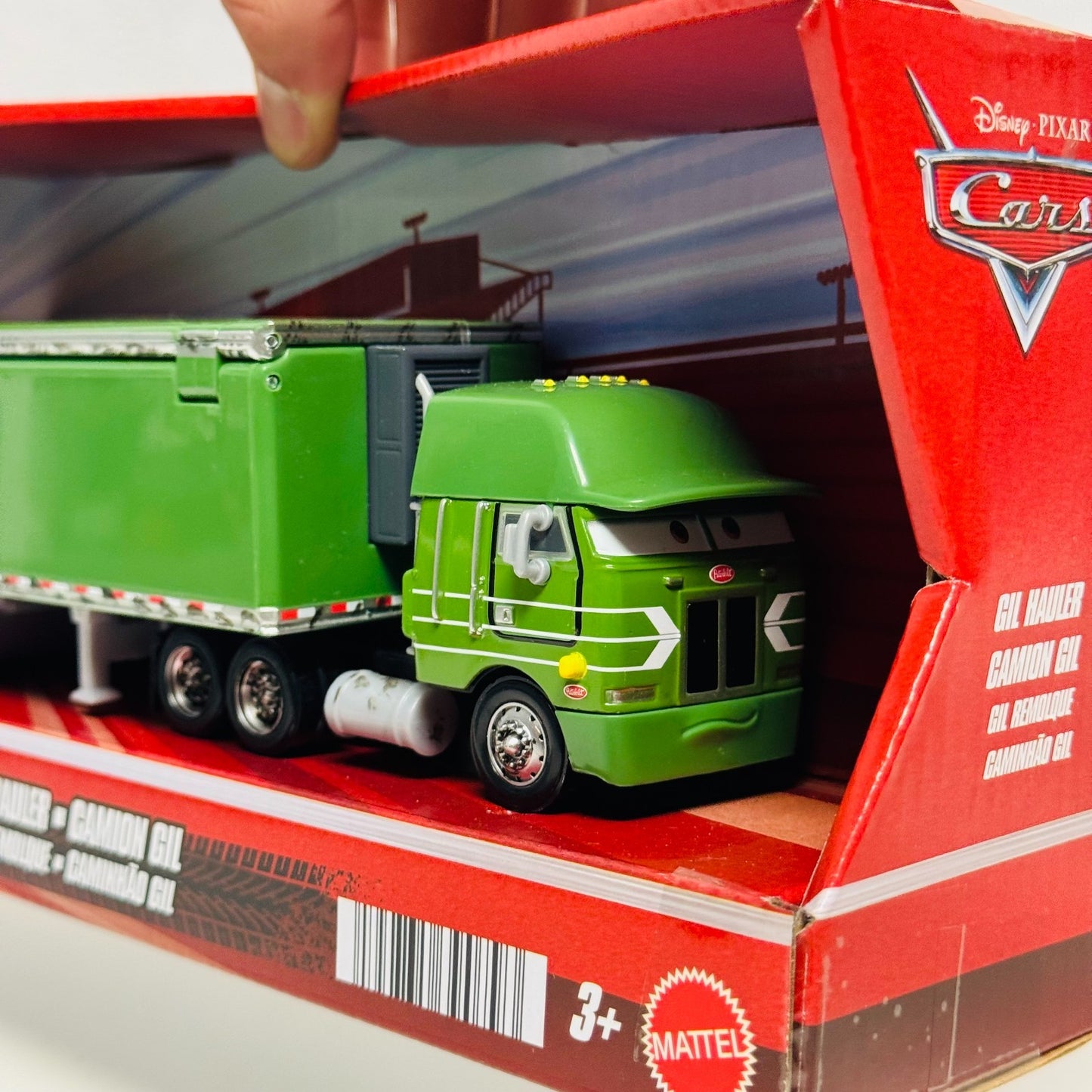 Disney Pixar Cars - GIL HAULER COLLECTION Truck & Trailer - 1:55 Diecast