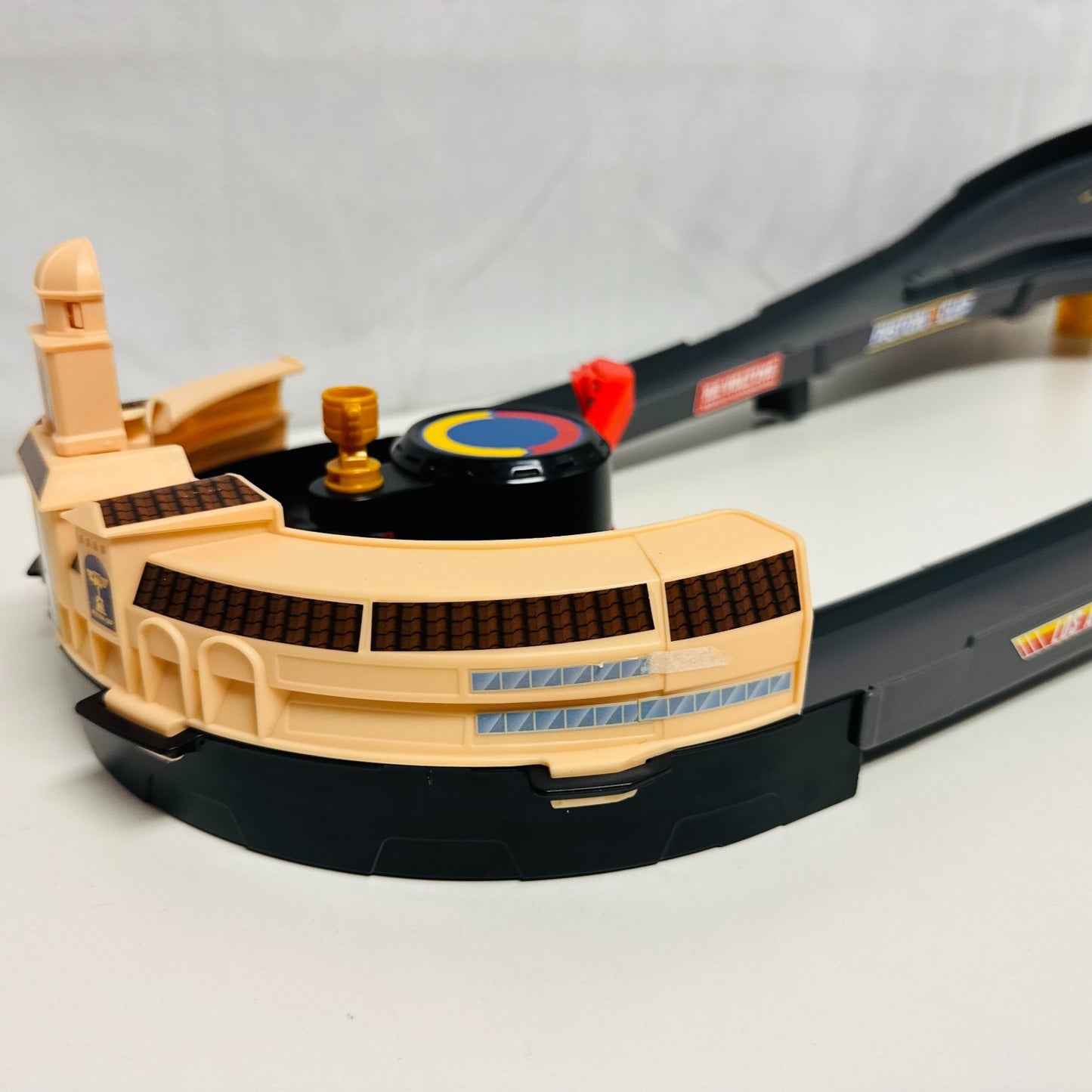 Disney Pixar Cars - NASCAR LA SPEEDWAY PISTON CUP RACE TRACK Playset -1:55 Scale