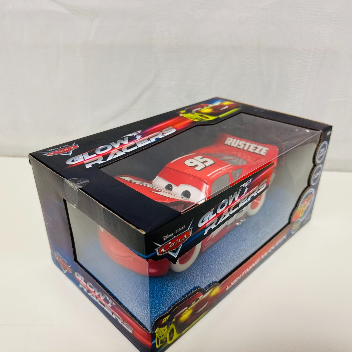 Disney Pixar Cars - JADA GLOW RACERS LIGHTNING MCQUEEN *VERY RARE*- 1:24 Diecast