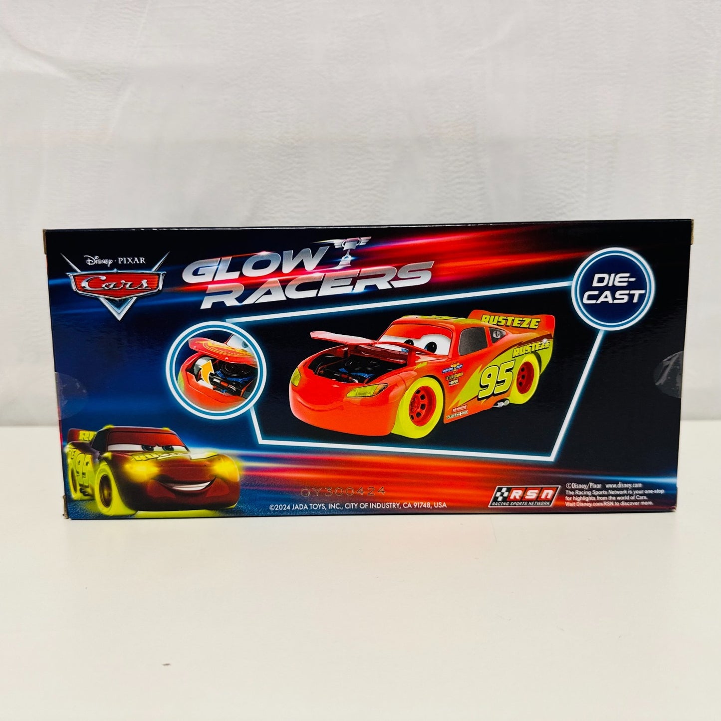 Disney Pixar Cars - JADA GLOW RACERS LIGHTNING MCQUEEN *VERY RARE*- 1:24 Diecast