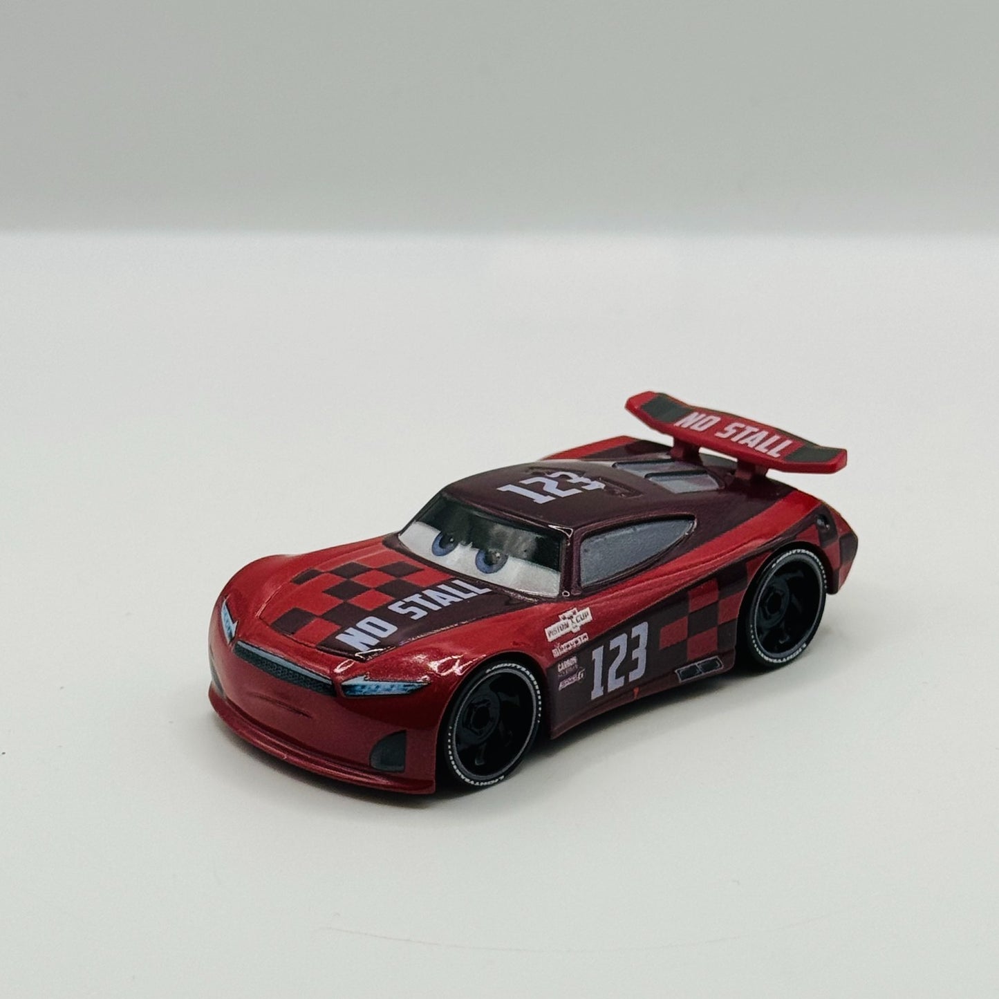 Disney Pixar Cars - JONAS CARVERS NO STALL 2026 - 1:55 Diecast *NEW OUT OF BOX*