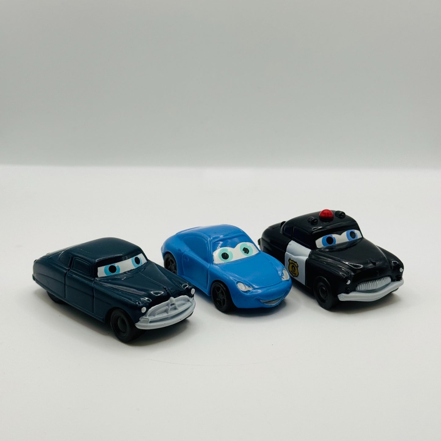 Disney Pixar Cars - KELLOG'S PROMO CEREAL BOX SALLY, DOC HUDSON, SHERIFF - 2006