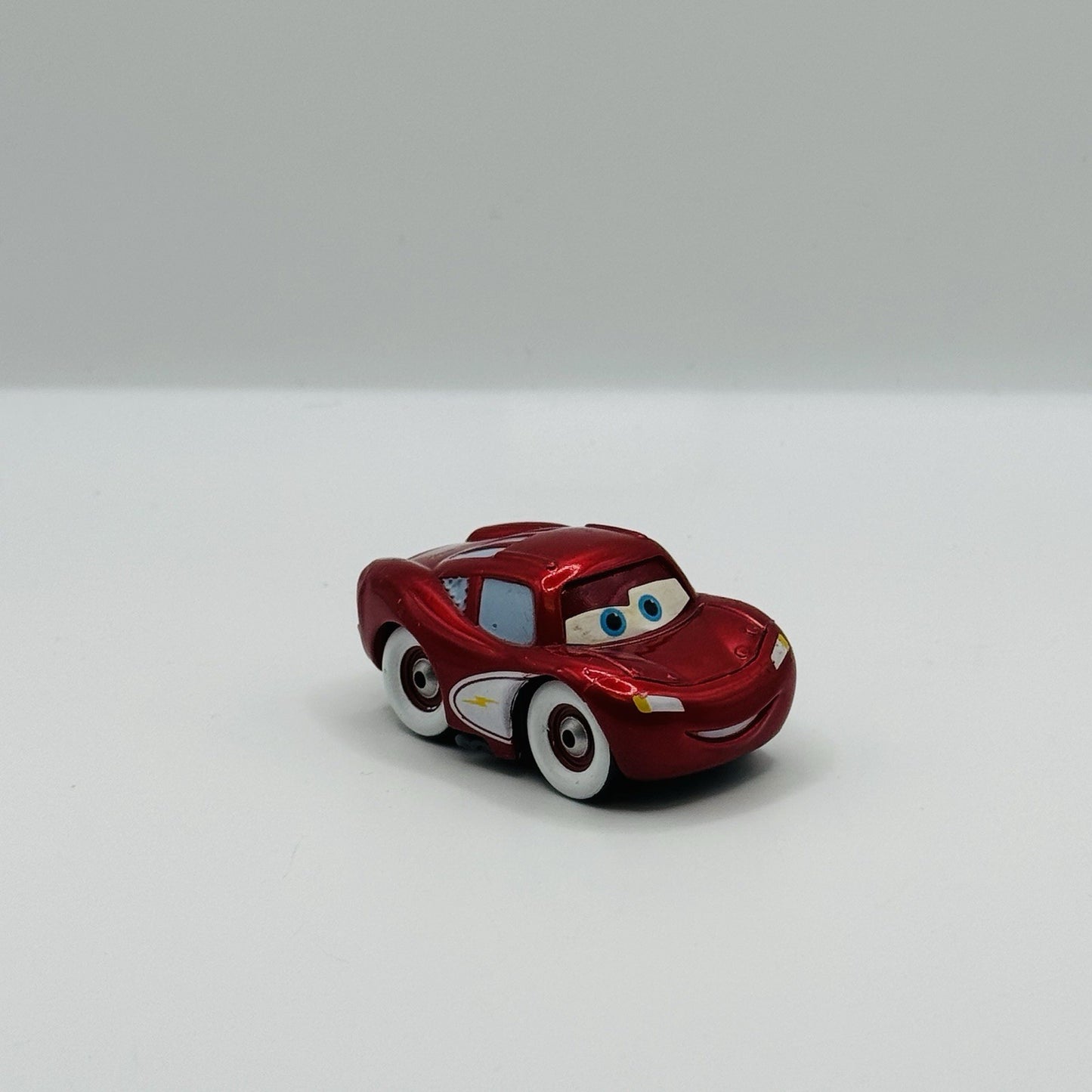 Disney Pixar Cars - Mini Adventures CRUISIN' LIGHTNING MCQUEEN - Flo's V8 Cafe