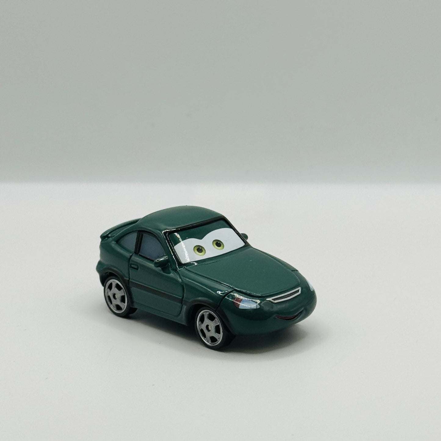 Disney Pixar Cars - JOHNNY Final Lap 2010 - 1:55 Diecast
