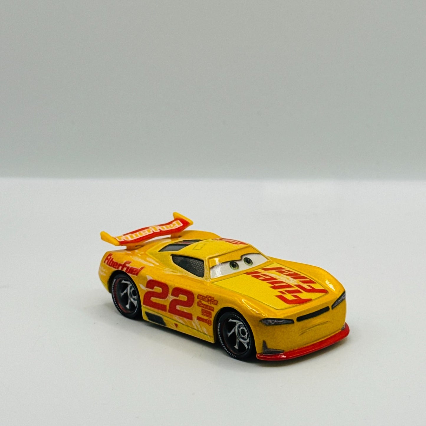 Disney Pixar Cars - NASCAR GOGO LOGANO FIBER FUEL 2021 - 1:55 Diecast